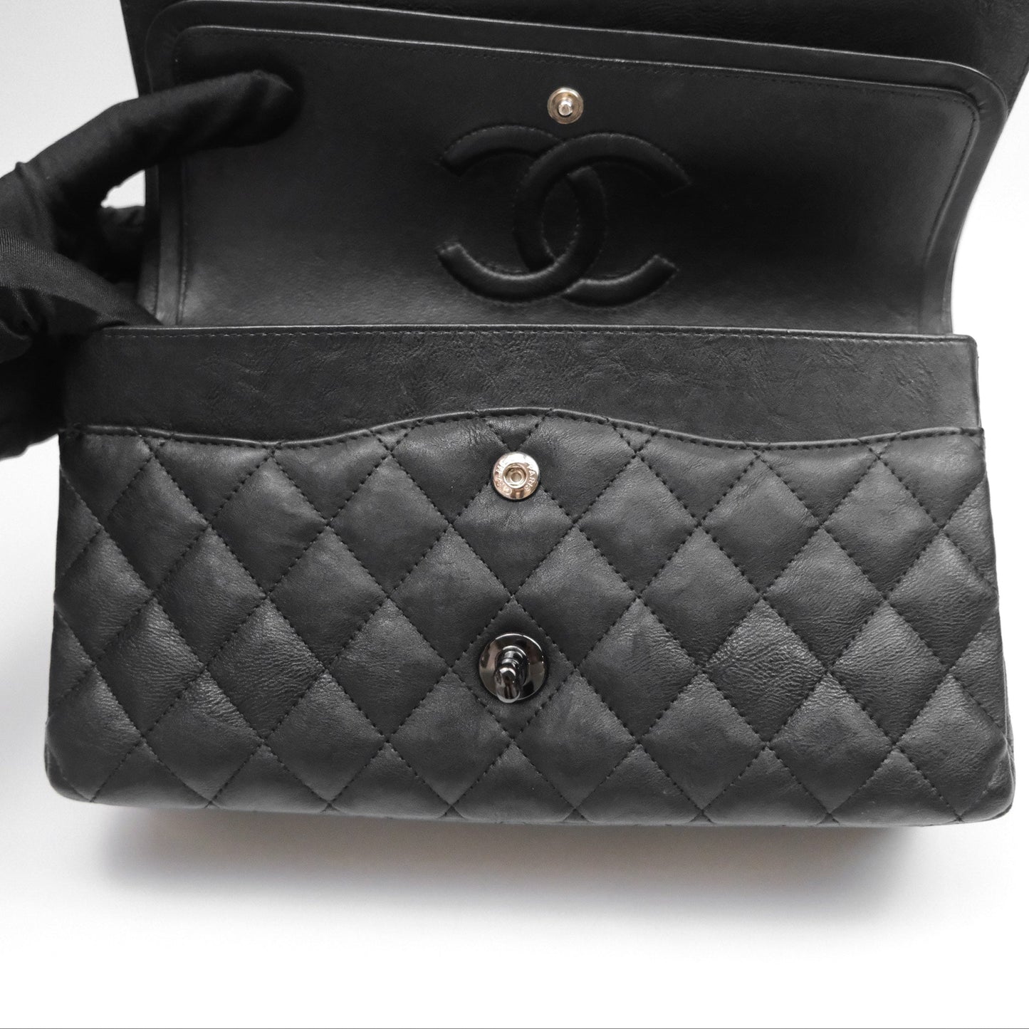 Chanel Classic Quilted M/L Medium Double Flap So Black Calfskin