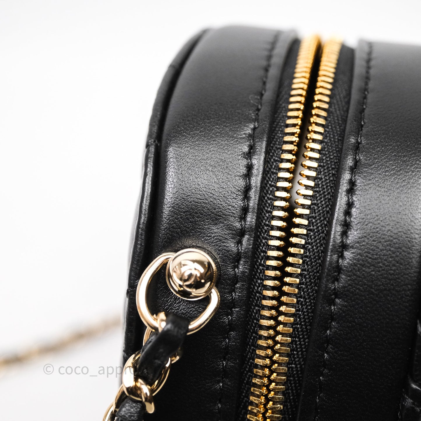 Chanel Large Heart Bag Black Lambskin Gold Hardware 22S