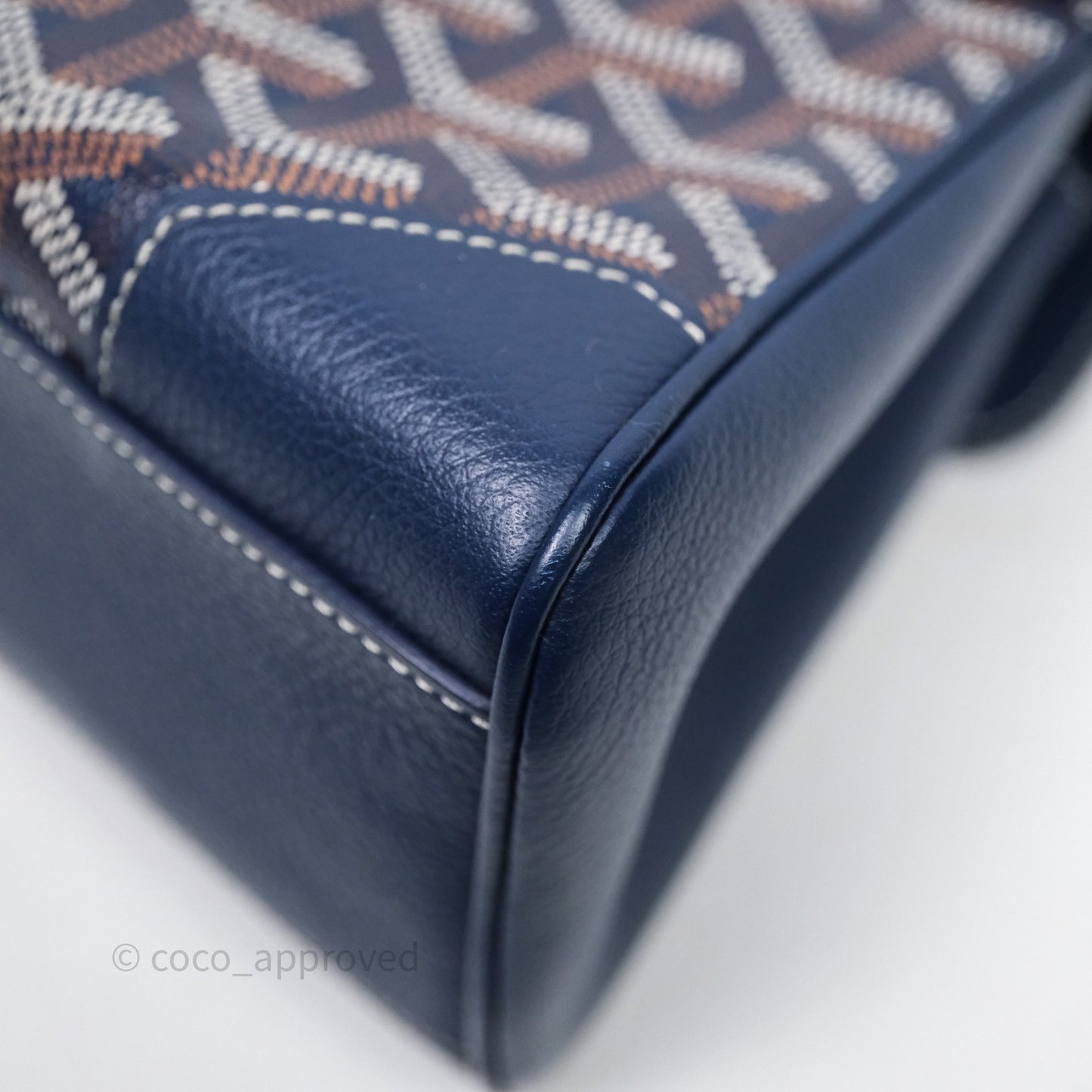 Goyard Saïgon Mini Bag Chevroches Calfskin Navy Silver Hardware