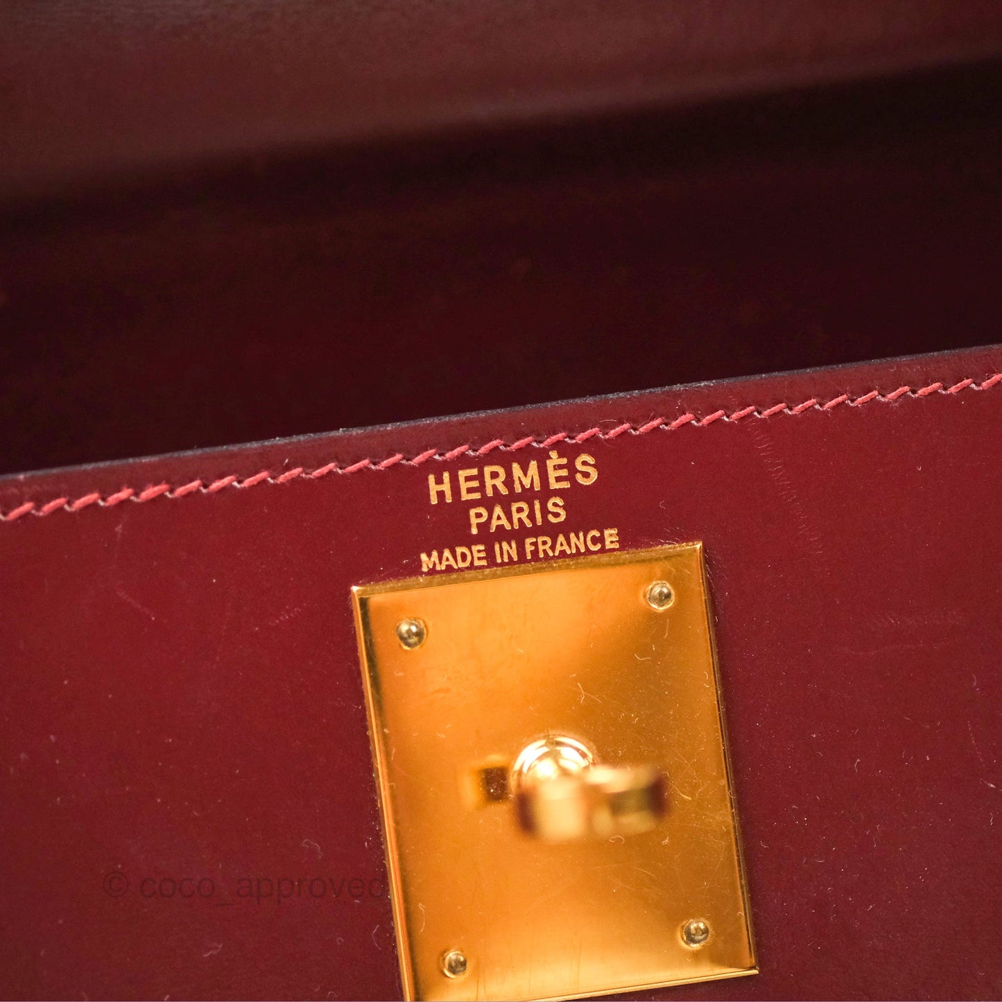 Hermès Kelly Sellier 28 Box Rouge Gold Hardware