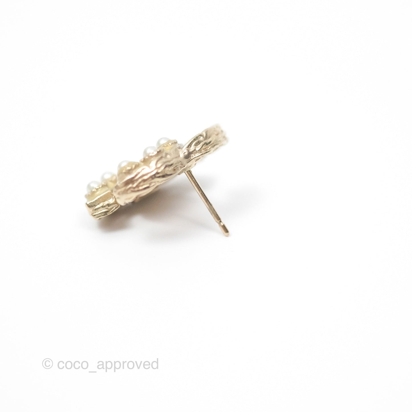 Chanel Pearl CC Earrings Gold Tone 12P