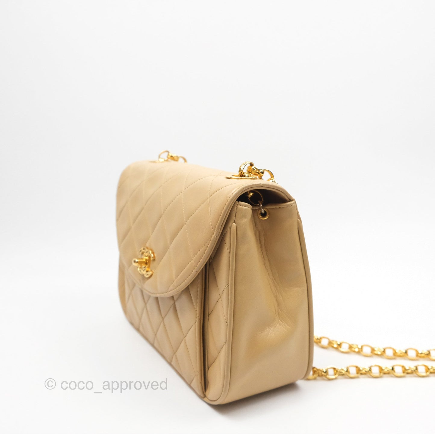 Chanel Vintage Flap Bag Beige Lambskin Gold Hardware