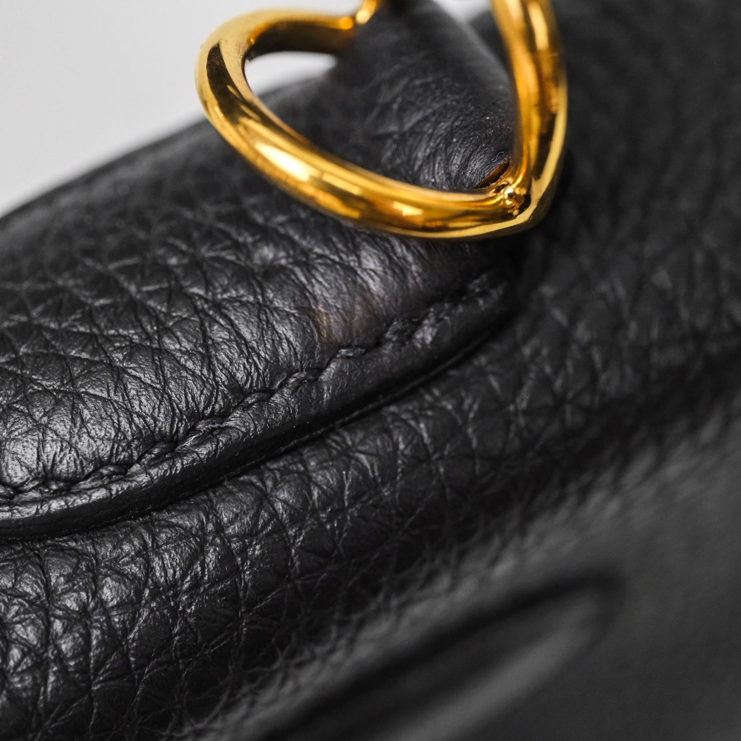 Hermès Kelly 28 Noir 89 Togo Gold Hardware
