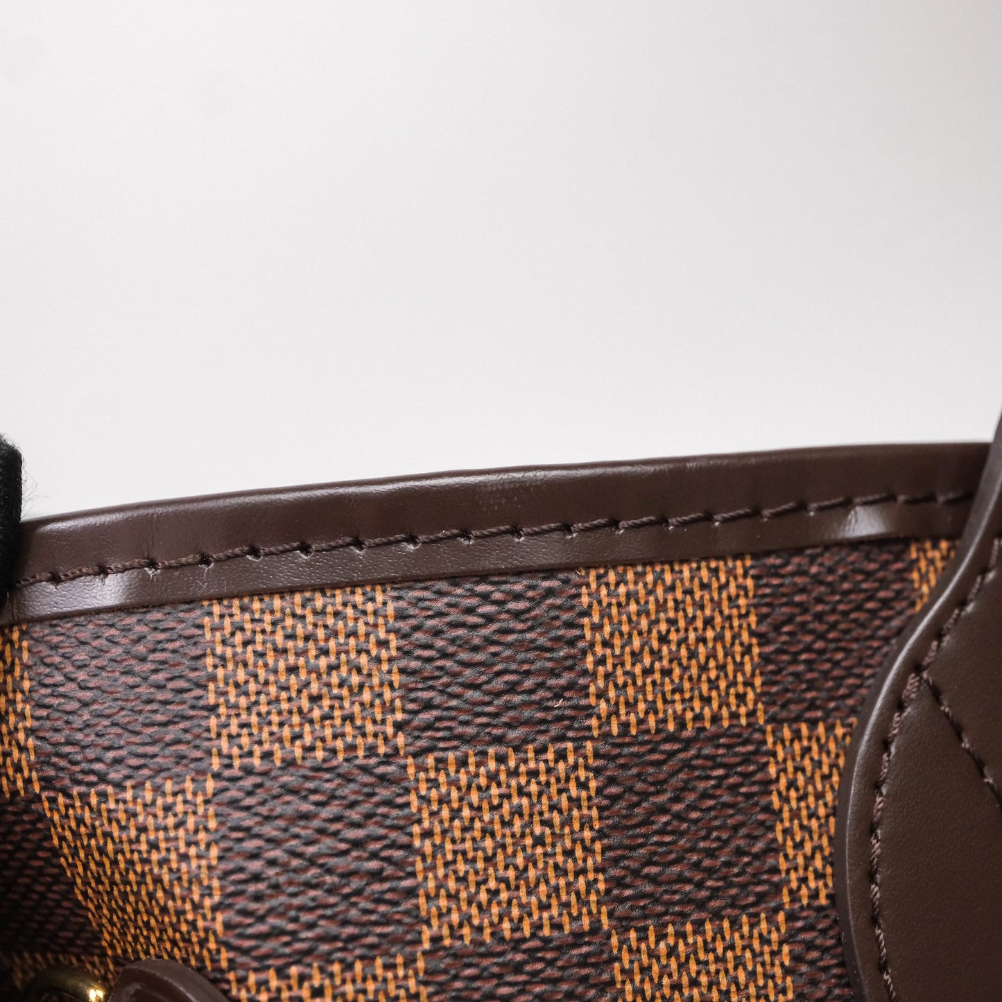 Louis Vuitton Neverfull MM Damier Ebene Canvas