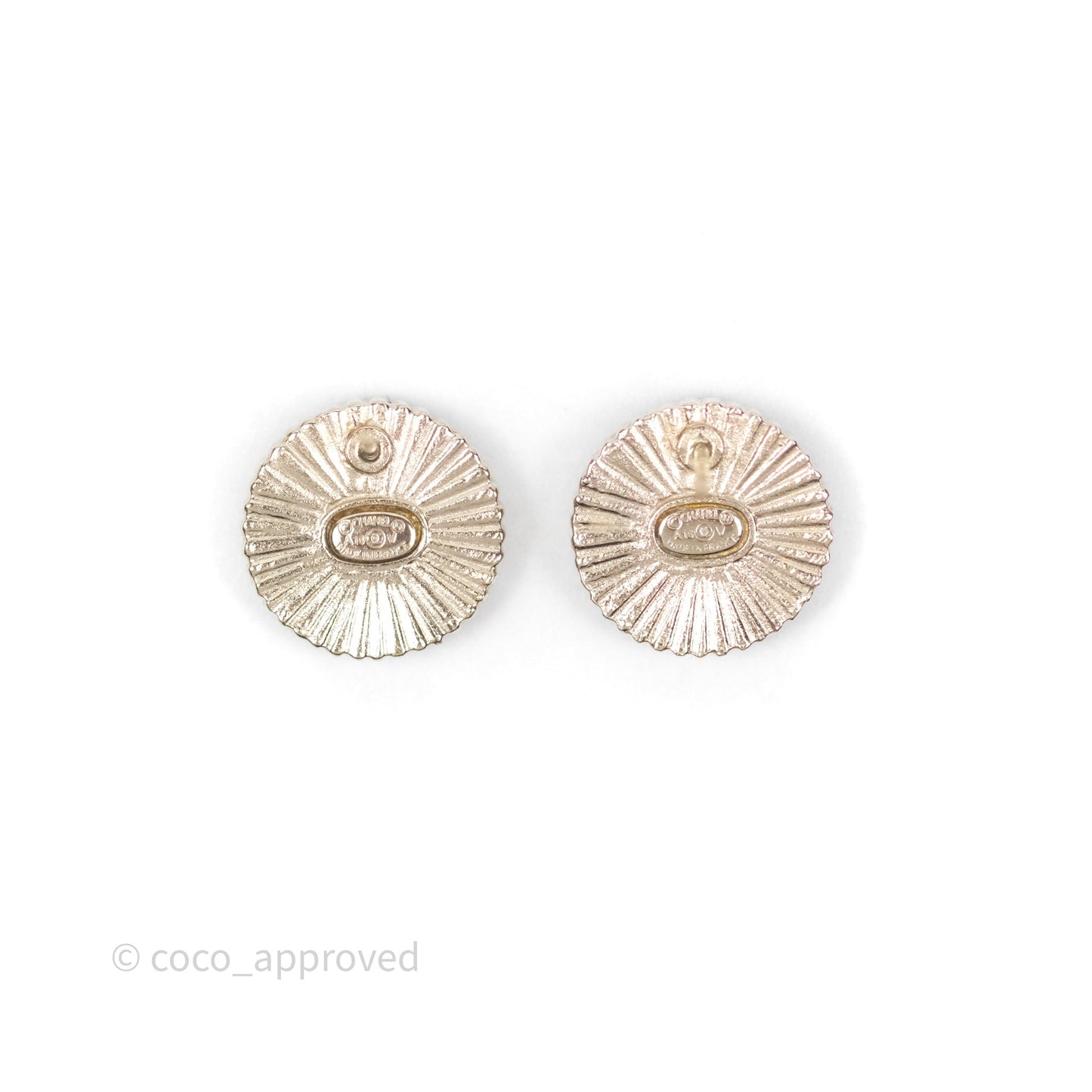 Chanel Round Black CC Earrings Gold Tone 18V