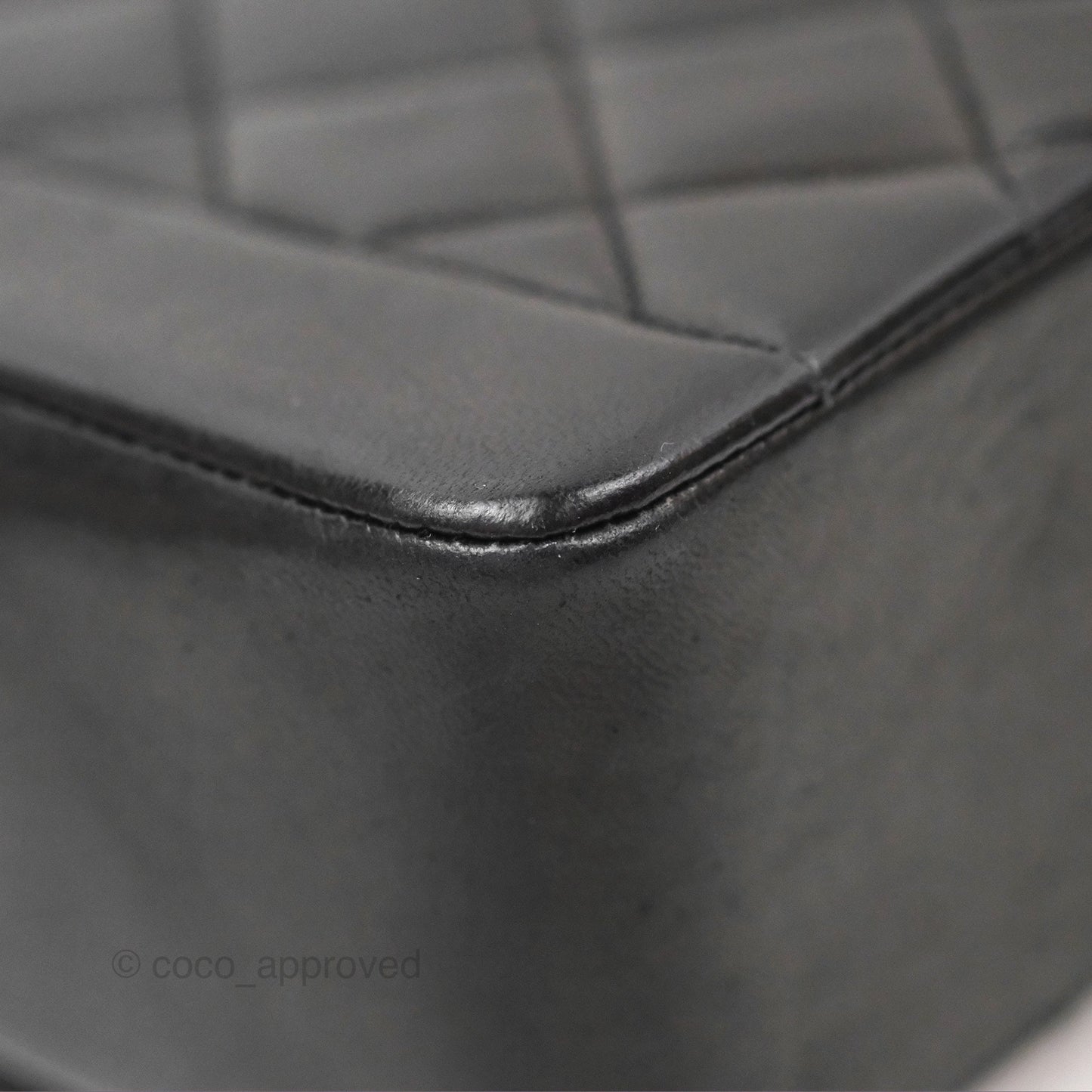 Chanel Vintage Medium Classic Diana Flap Bag Black Quilted Lambskin