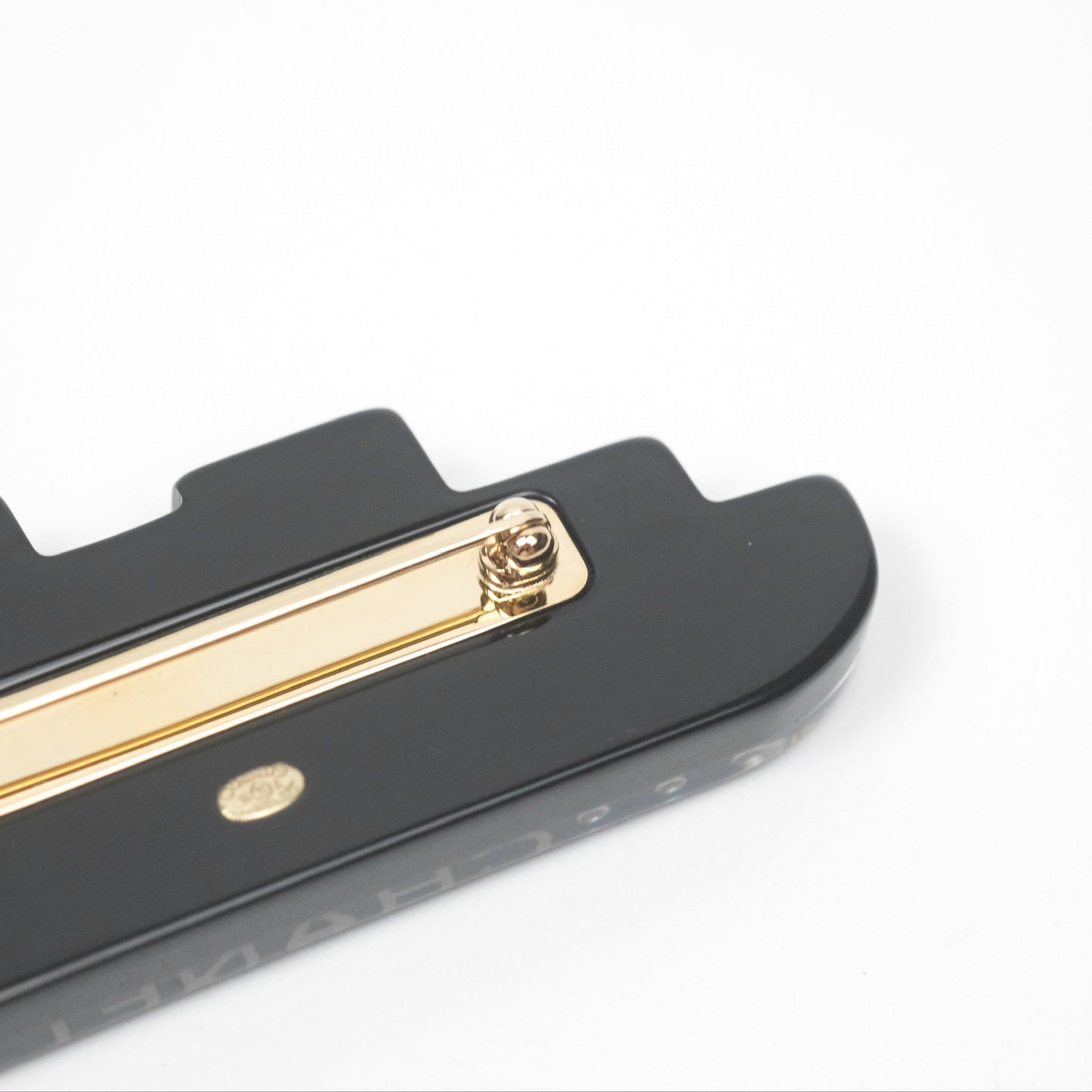Chanel Resin CC Cruise Ship Brooch 18A
