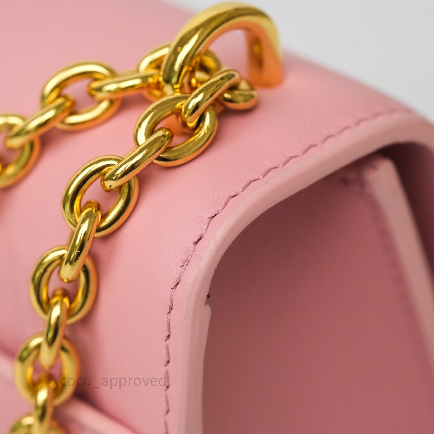 Dior 30 Montaigne East-West Chain Bag Pink