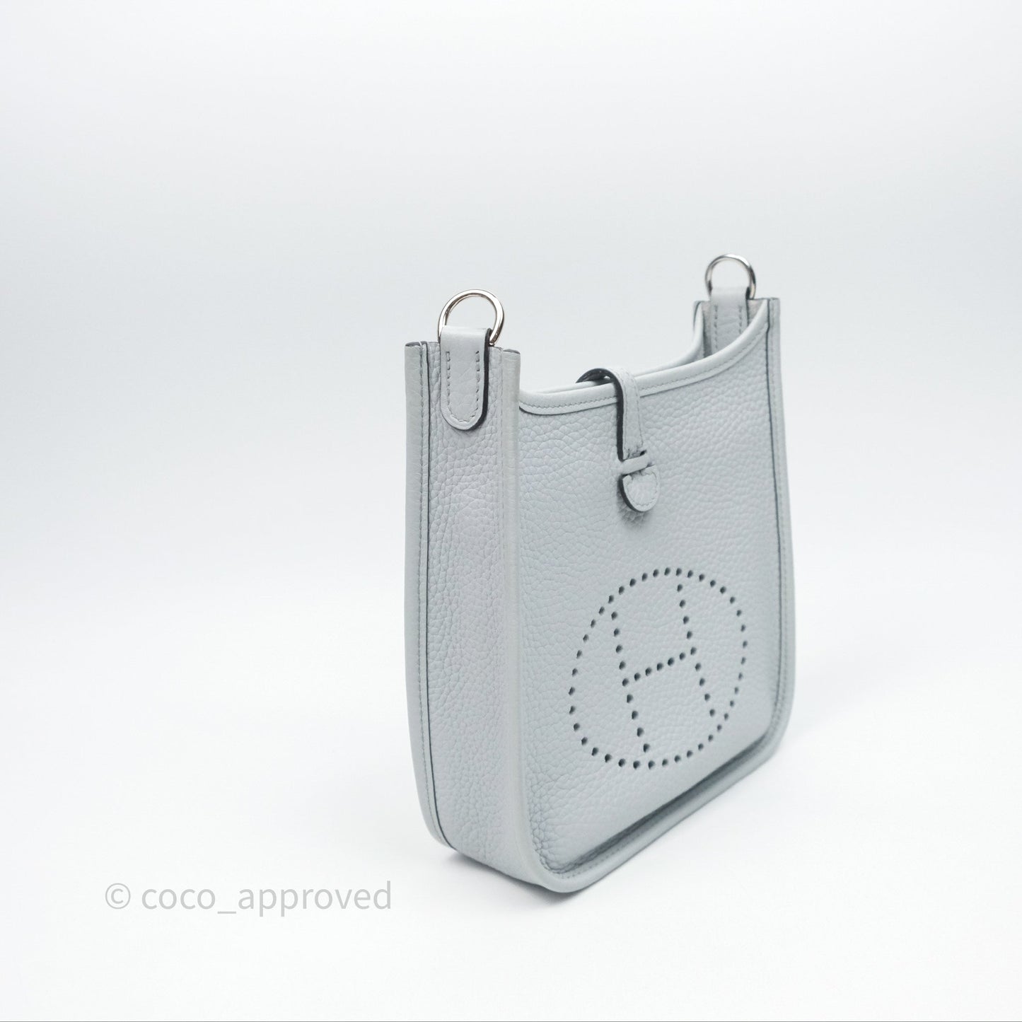 Hermès Mini Evelyne 16 Bleu Pale 08 Clemence Palladium Hardware