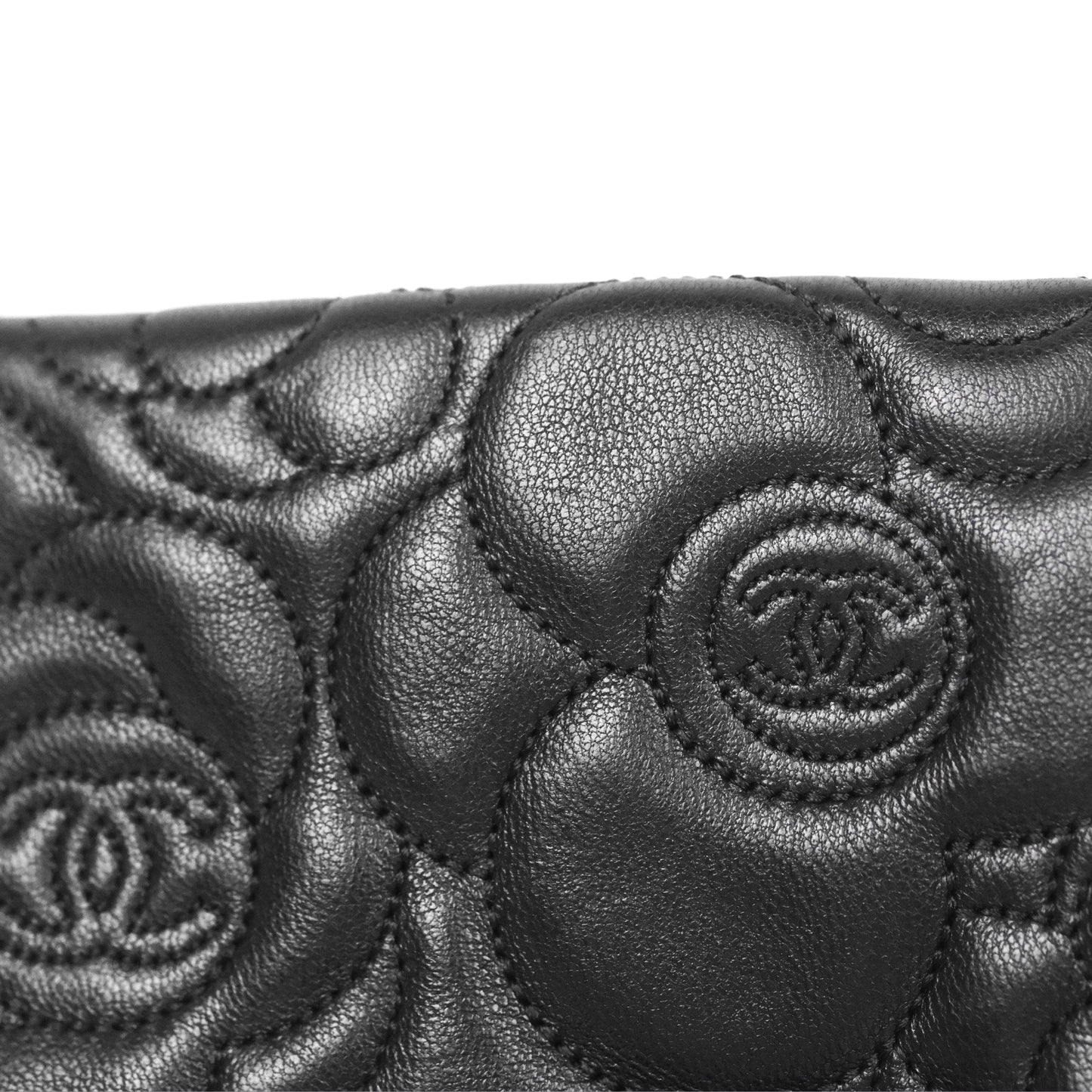 Chanel Camellia Pochette Clutch Black Lambskin Gold Hardware