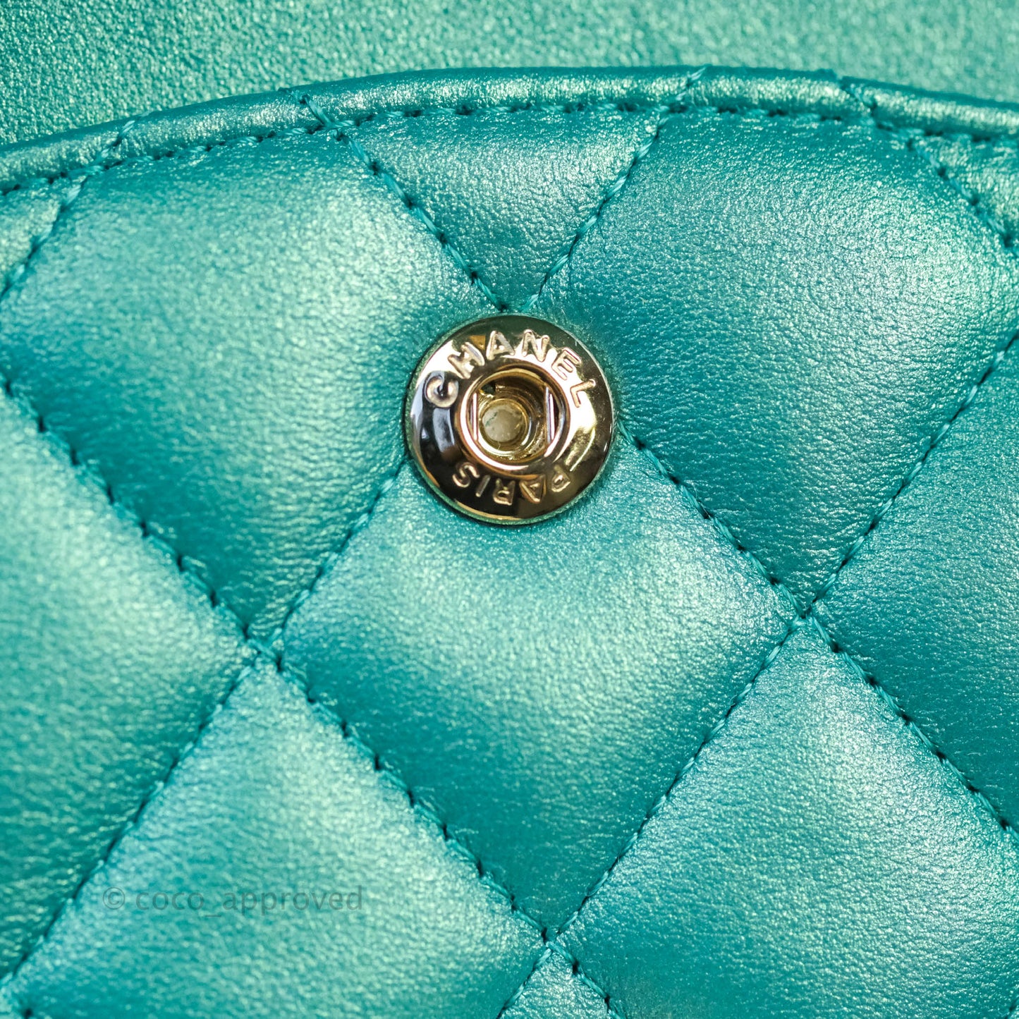 Chanel Classic M/L Medium Double Flap Iridescent Turquoise Calfskin Gold Hardware