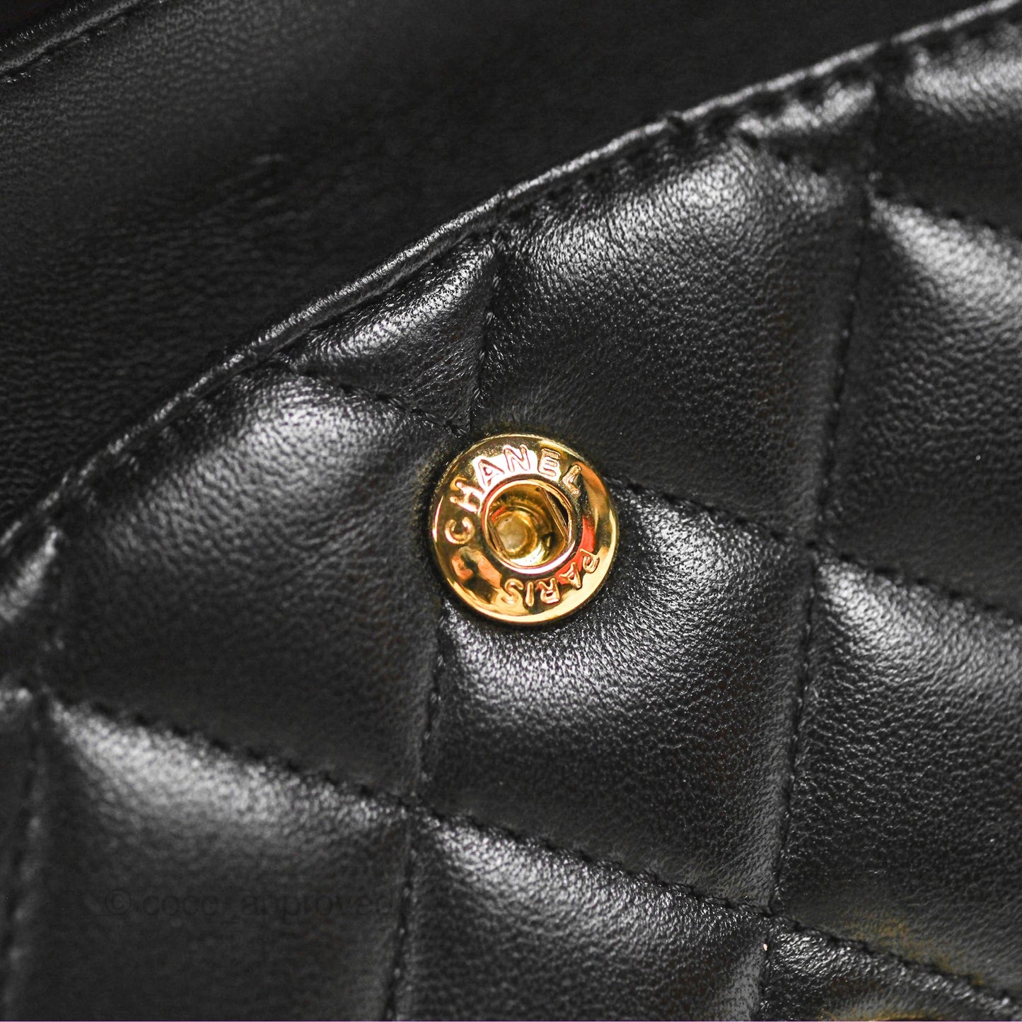Chanel Classic M/L Medium Flap Quilted Black Lambskin Gold Hardware