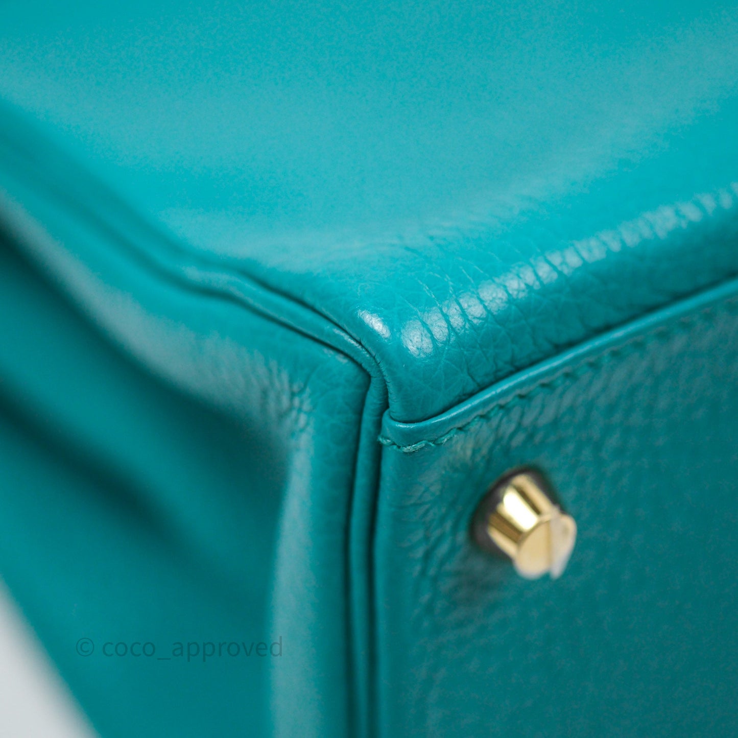 Hermès Kelly 28 Retourne Bleu Paon 7F Clemence Gold Hardware