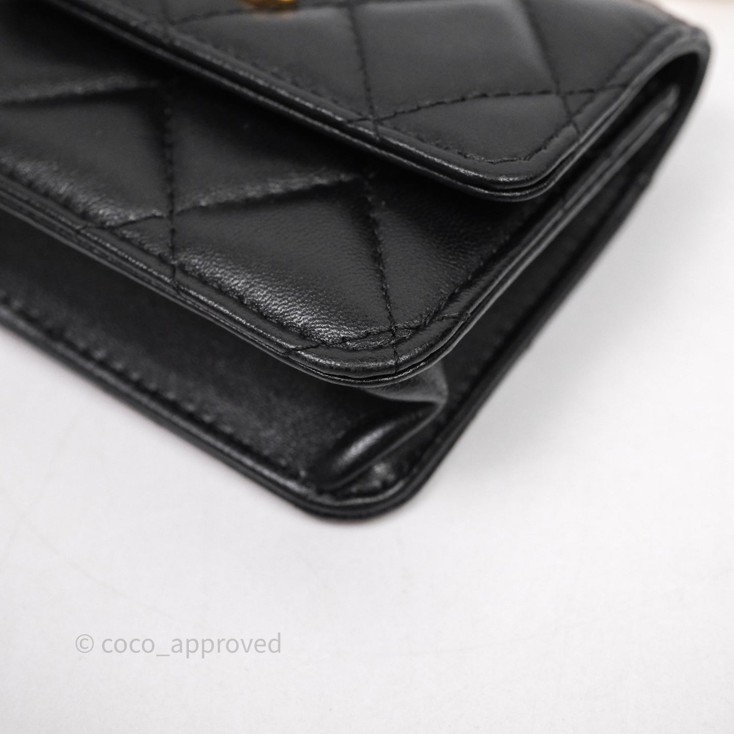 Chanel Jewel Hook Card Holder Black Lambskin Aged Gold Hardware