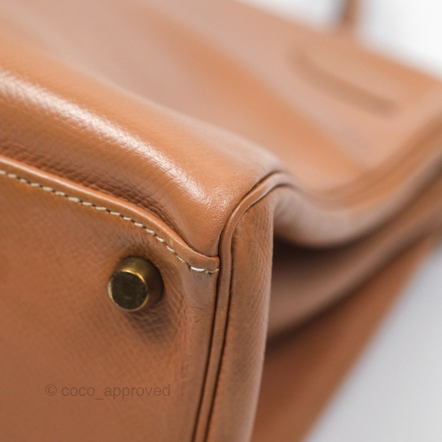 Hermes Vintage Kelly 32 Retourne Natural Gold Hardware
