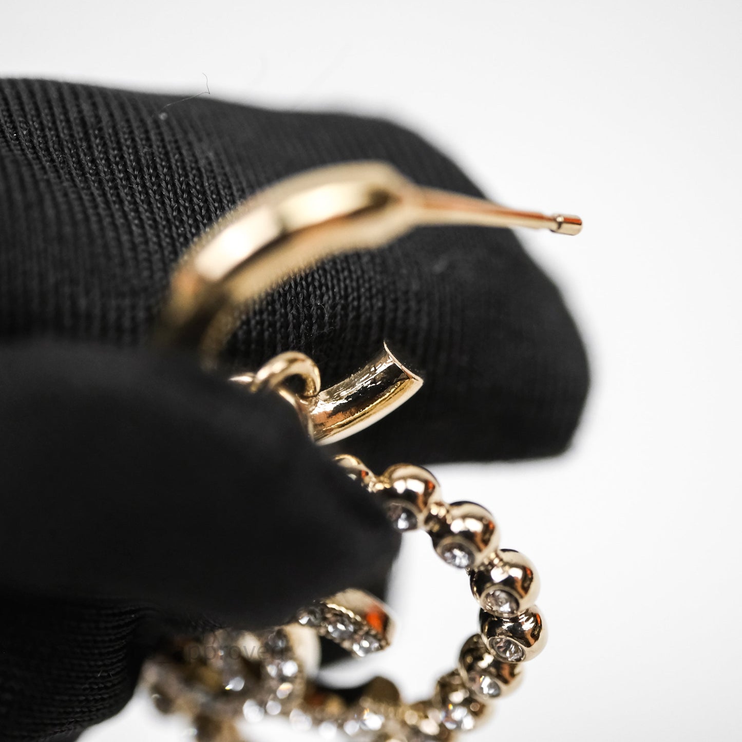 Chanel Crystals Round Heart Drop Earrings Gold Tone 25P