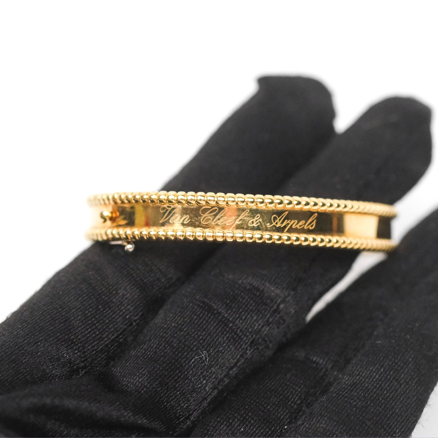 Van Cleef & Arpels Perlée Signature Bracelet Extra Small Model Yellow Gold