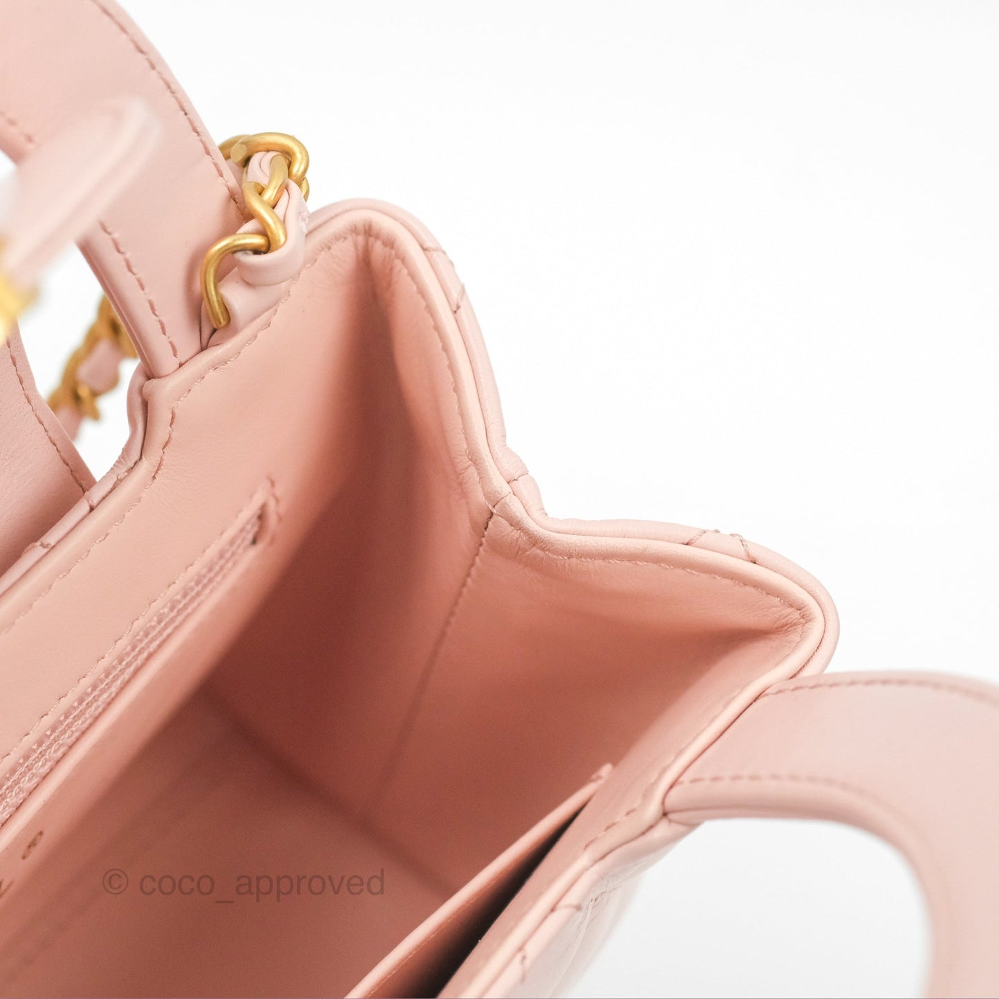 Chanel Kelly Bag Light Pink Shiny Calfskin Aged Gold Hardware