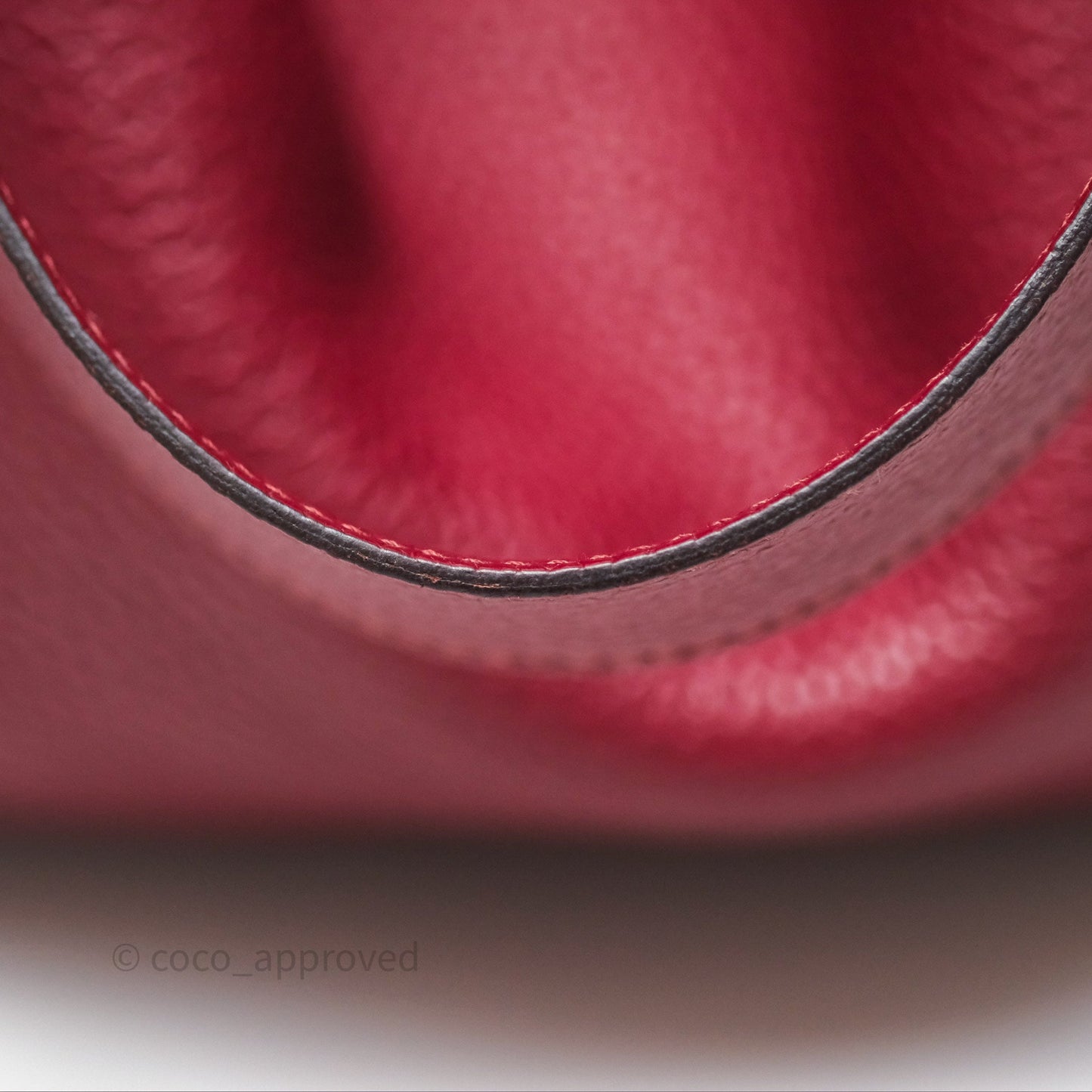 Hermès Lindy 30 Rouge Grenat K1 Clemence Gold Hardware