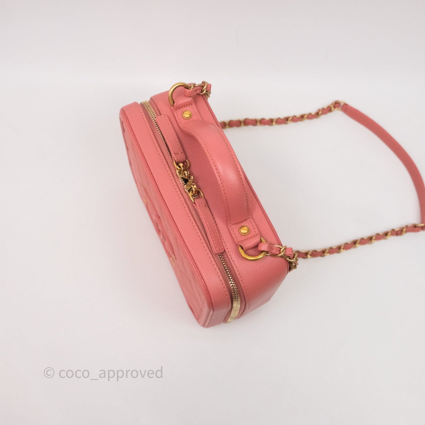 Chanel Medium CC Filigree Vanity Case Quilted Pink Caviar Aged Gold Hardware