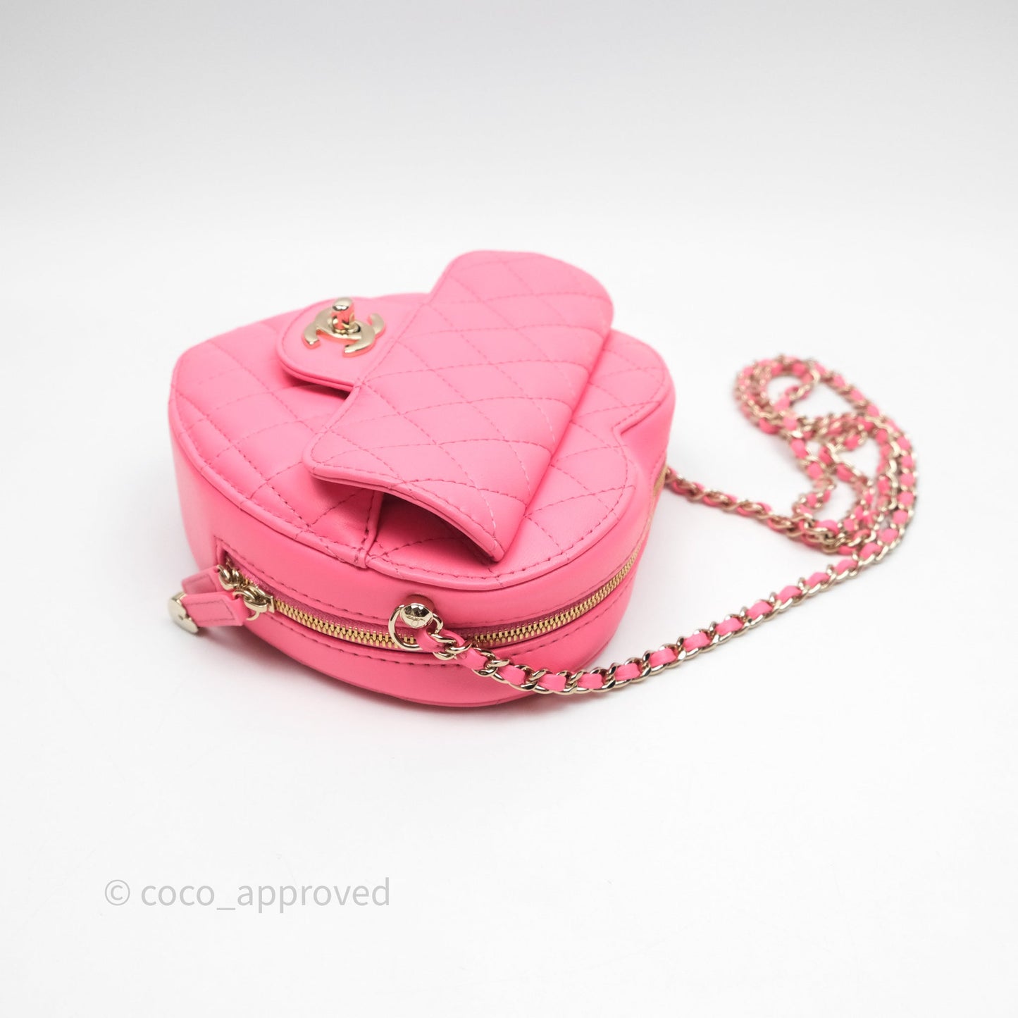 Chanel Large Heart Bag Pink Lambskin Gold Hardware 22S