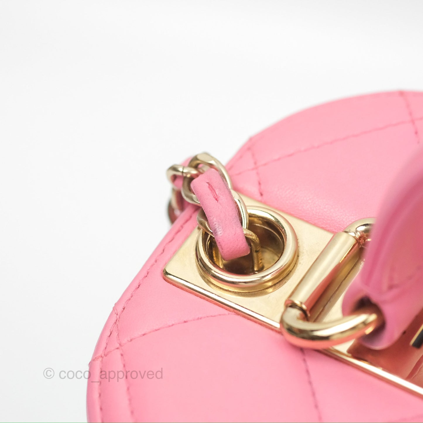 Chanel Small Quilted Top Handle Vanity Case Pink Lambskin Gold Hardware