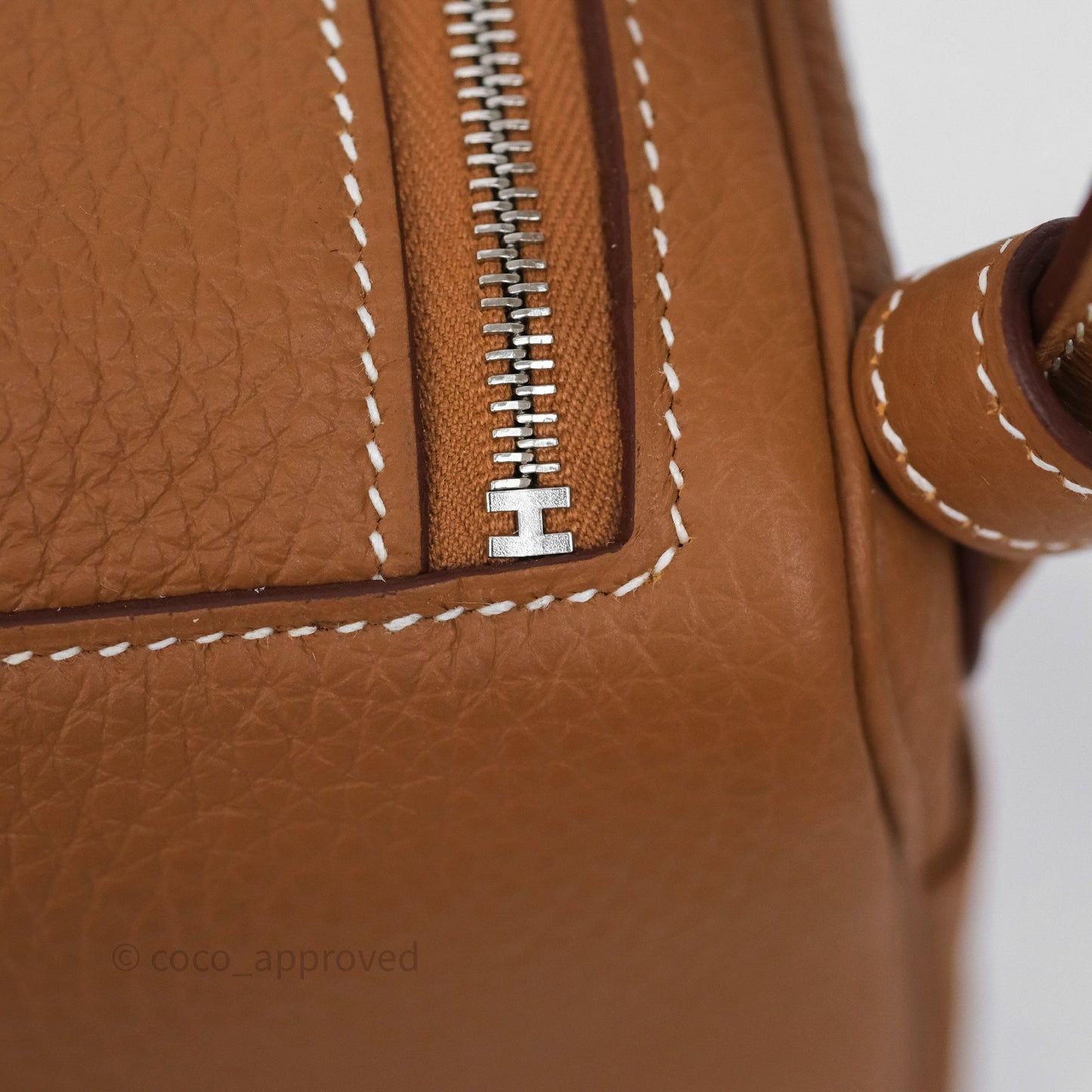 Hermès Mini Lindy II 20 Gold 37 Clemence Gold Hardware