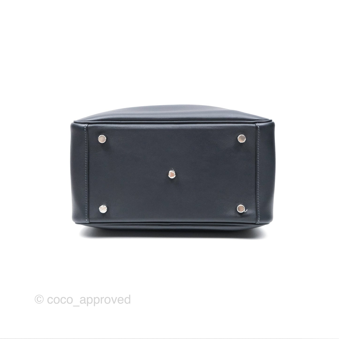 Hermès Lindy 26 Caban/Bleu Frida Swift Palladium Hardware