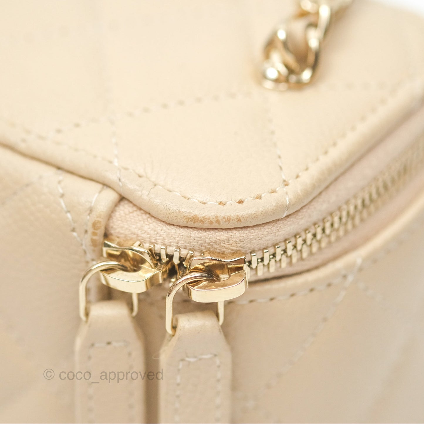 Chanel Mini Vanity With CC Chain Light Beige Caviar Gold Hardware