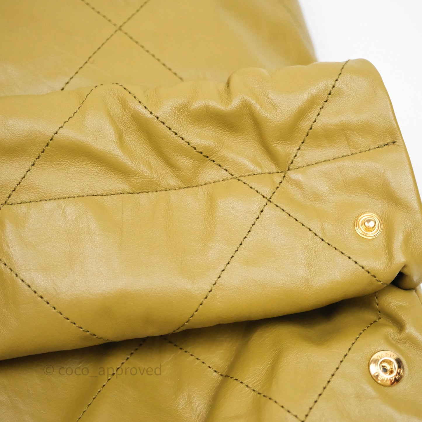 Chanel 22 Bag Medium Crumpled Olive Green Calfskin Aged Gold Hardware