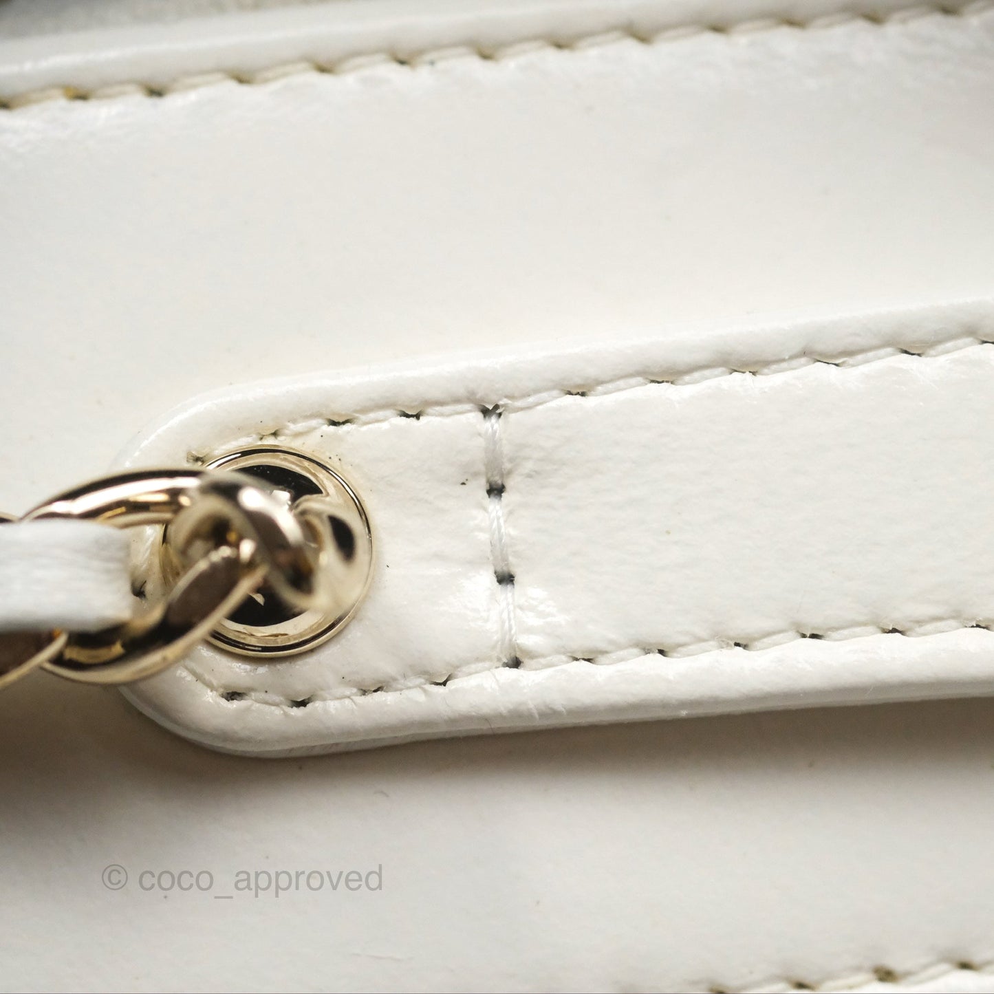 Chanel Top Handle Quilted Vanity Case White Shiny Lambskin Good Hardware
