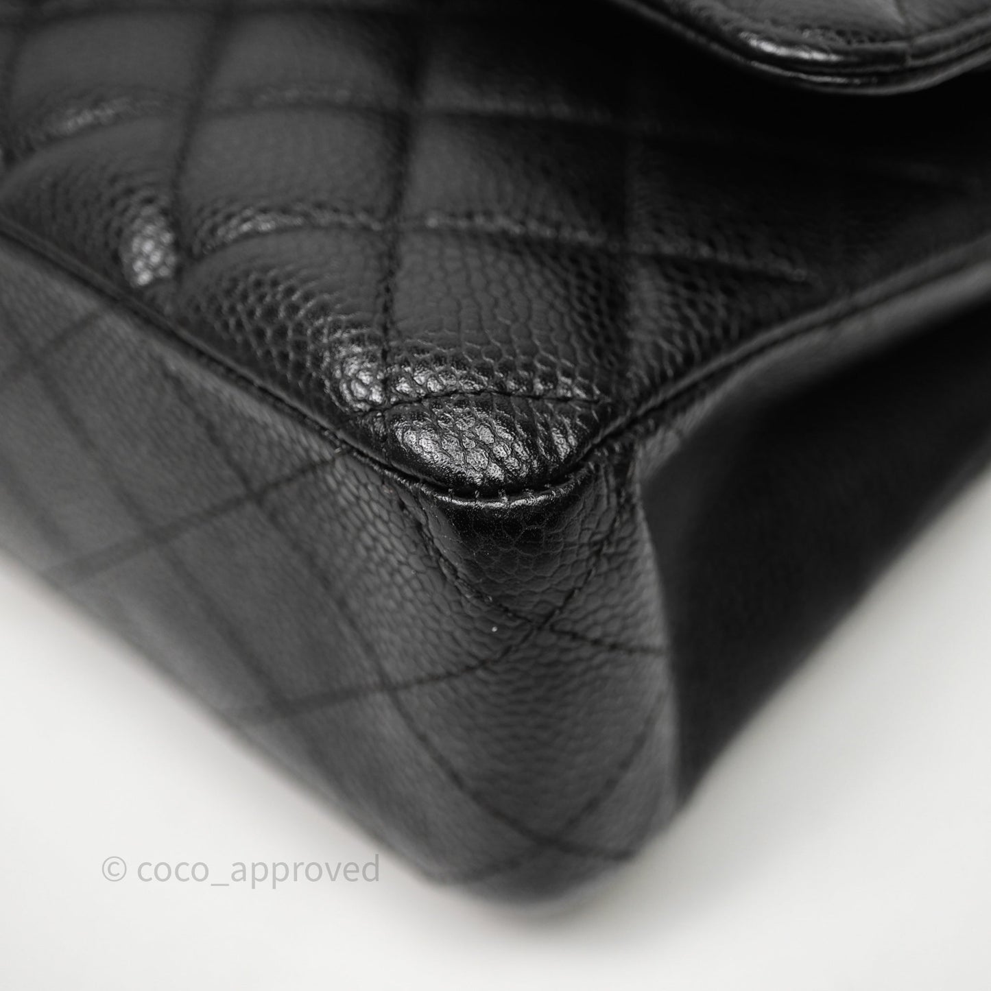 Chanel Classic M/L Medium Flap Quilted Black Caviar Gold Hardware