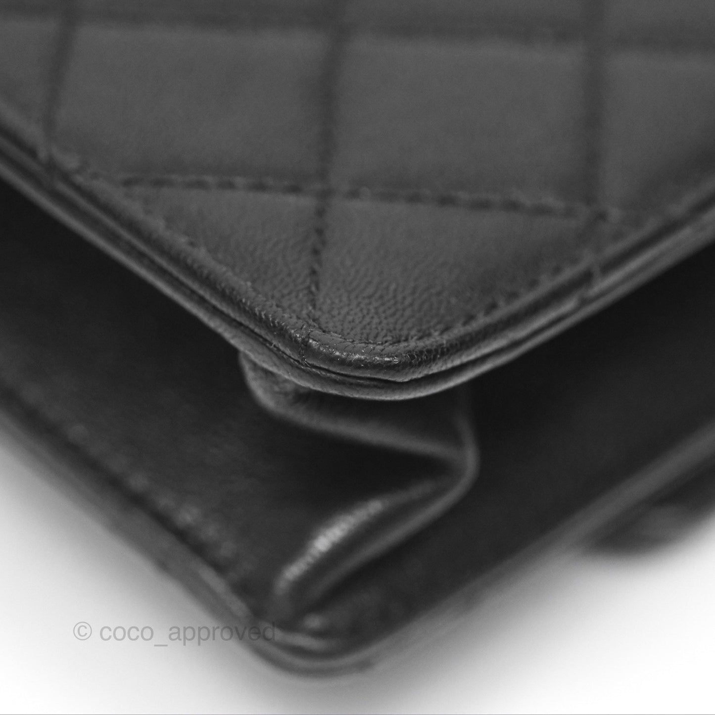 Chanel Small Chic Pearls Flap Quilted Black Goatskin Aged Gold Hardware