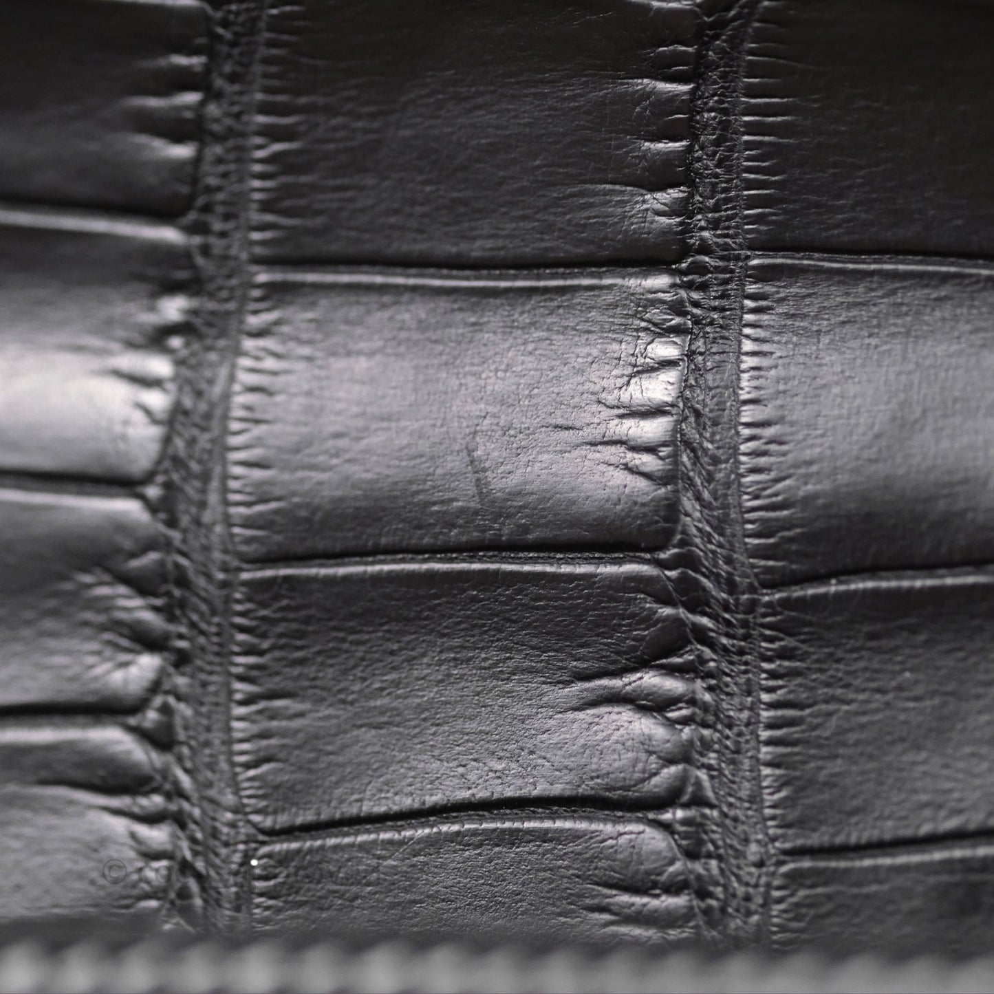Hermès Retourne Kelly 25 Alligator Perso Noir 89 / Gris Mouette 4Z Brushed Gold Hardware