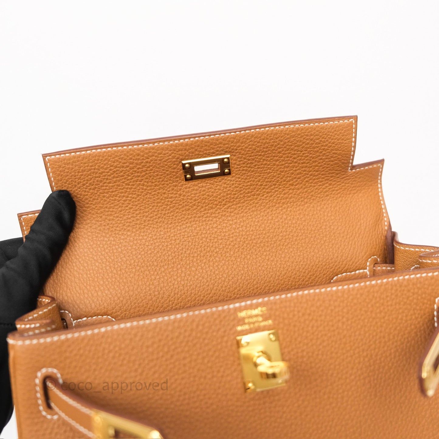 Hermès Kelly Retourne 25 Gold Togo Gold Hardware