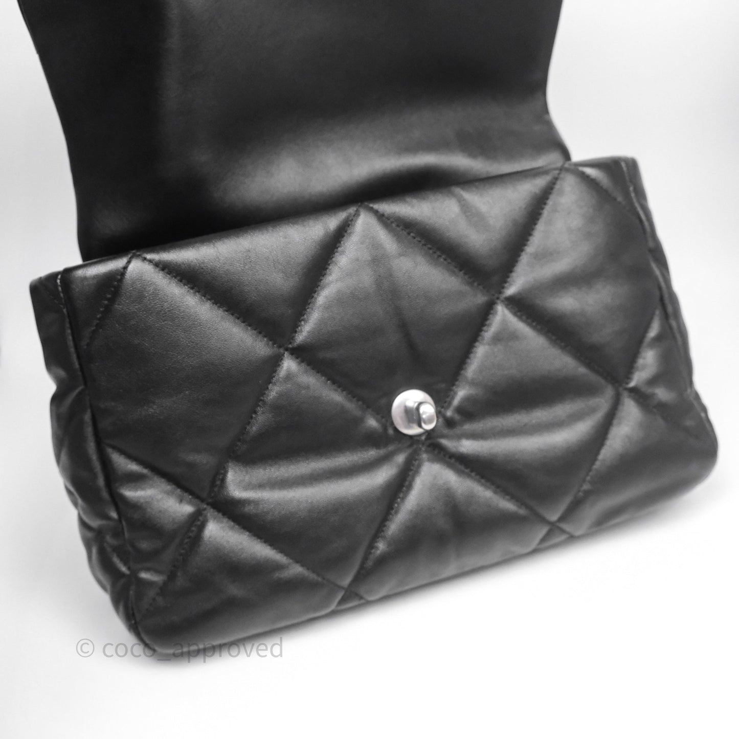 Chanel 19 Medium Black Mixed Hardware