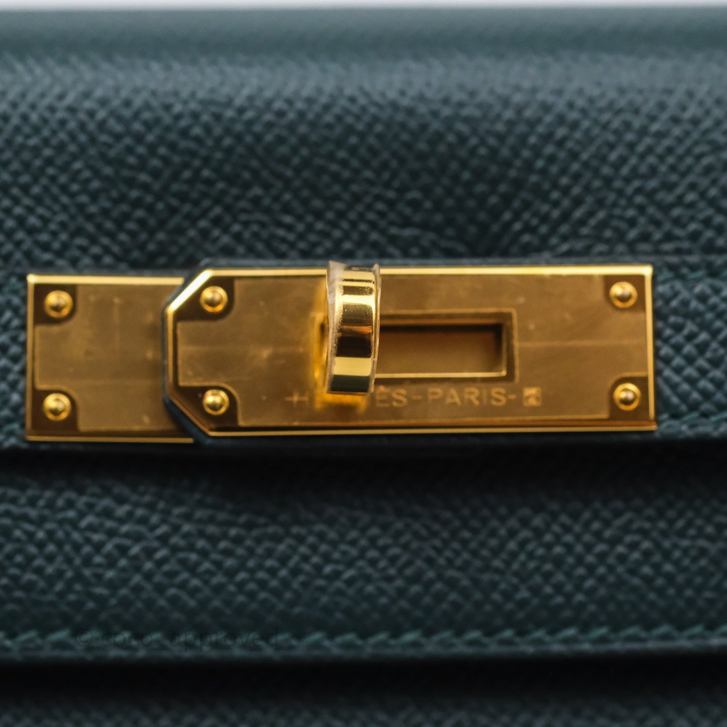 Hermès Kelly 28 Sellier Vert Cypres 6O Epsom Gold Hardware