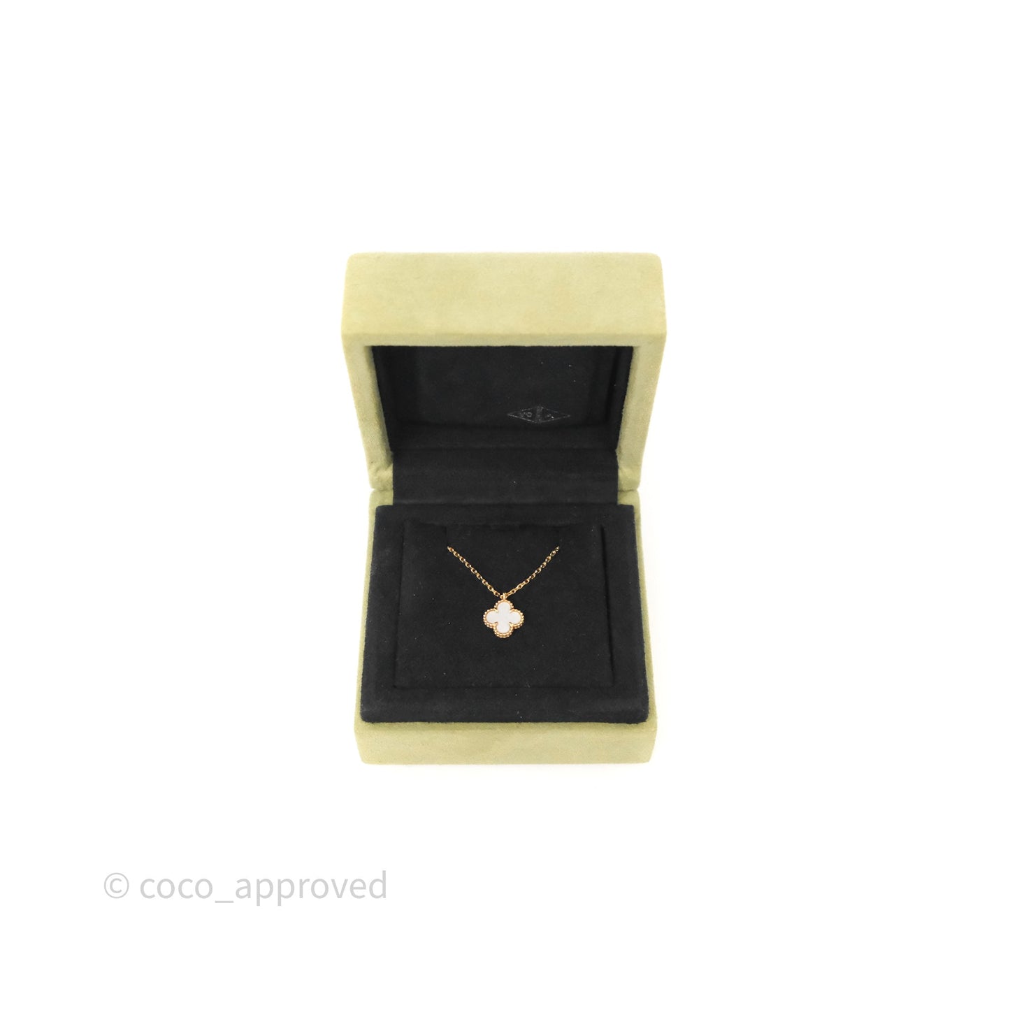 Van Cleef & Arpels Sweet Alhambra Pendant Necklace White Mother-of-pearl Yellow Gold