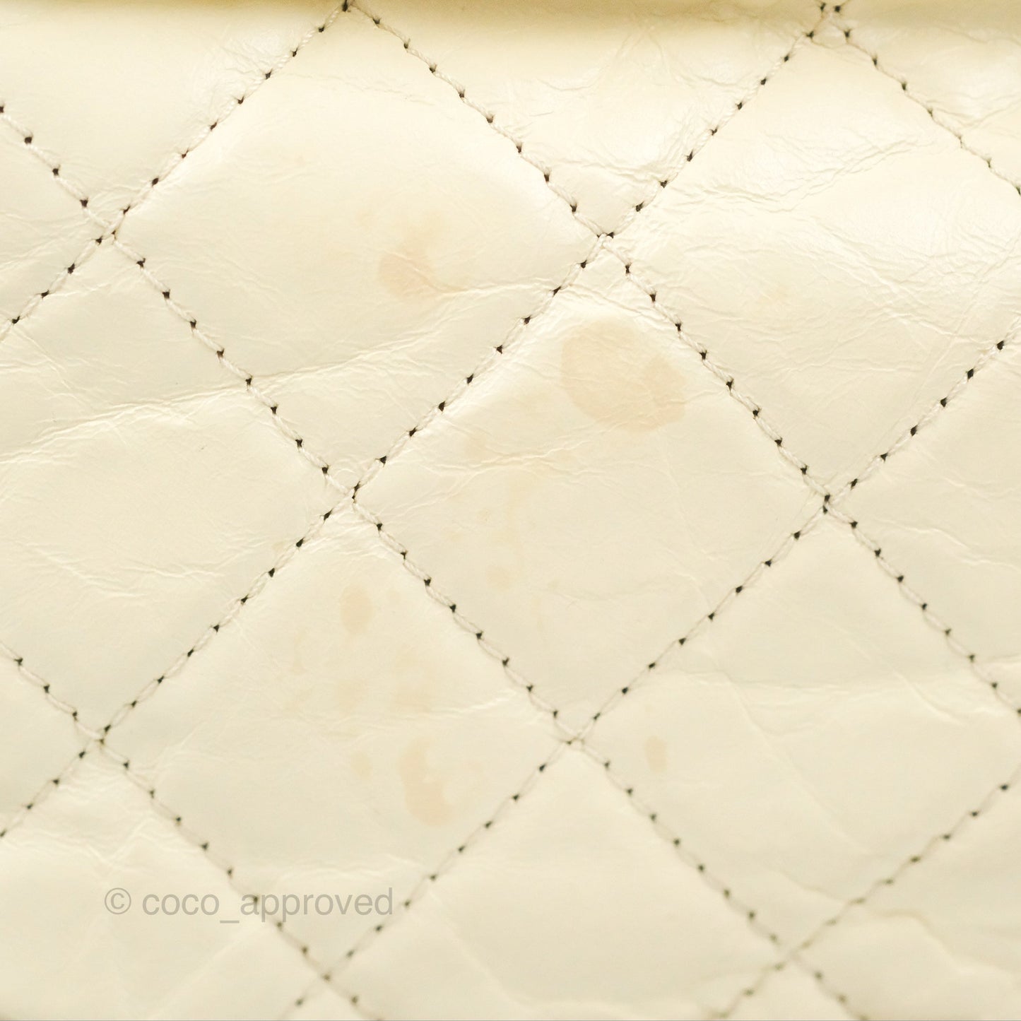 Chanel New Medium Gabrielle Hobo White/Black Aged Calfskin