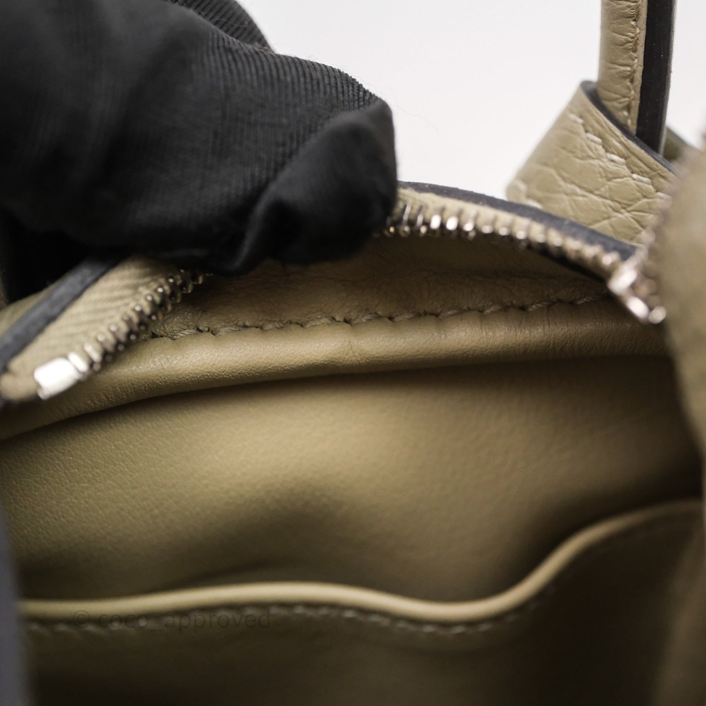 Hermès Mini Lindy 20 Sauge Q1 Clemence Palladium Hardware