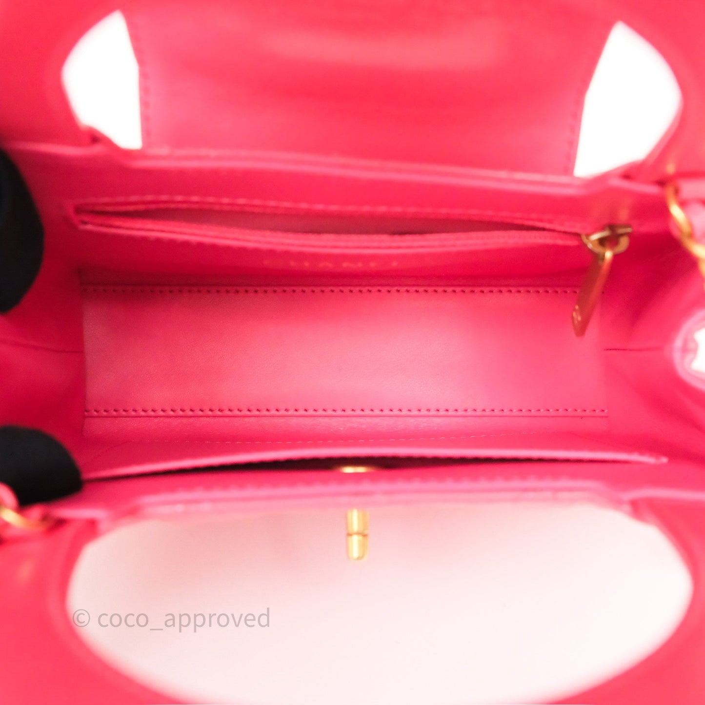 Chanel Kelly Bag Pink Shiny Calfskin Aged Gold Hardware