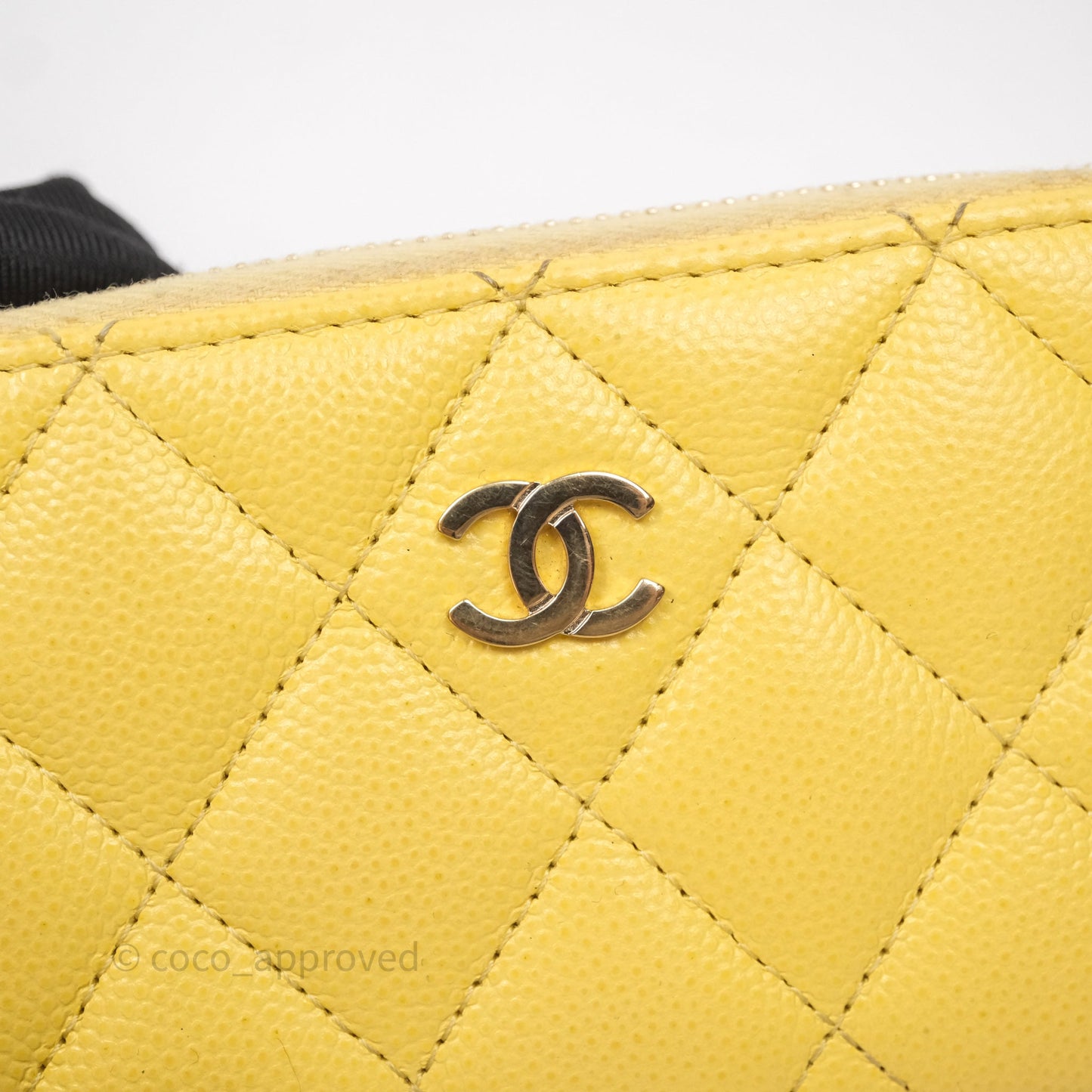 Chanel Quilted Zip Card Holder Caviar Yellow Gold Hardware