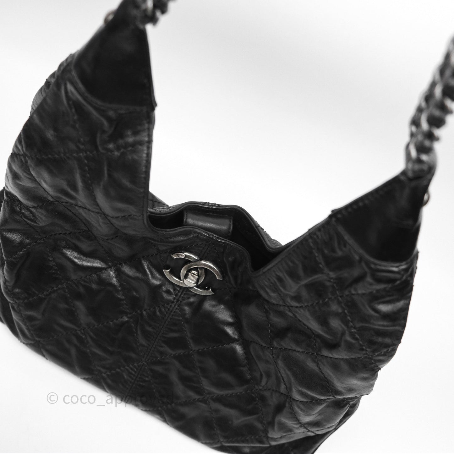 Chanel Quilted Coco Supple Hobo Black Aged Calfskin Ruthenium Hardware