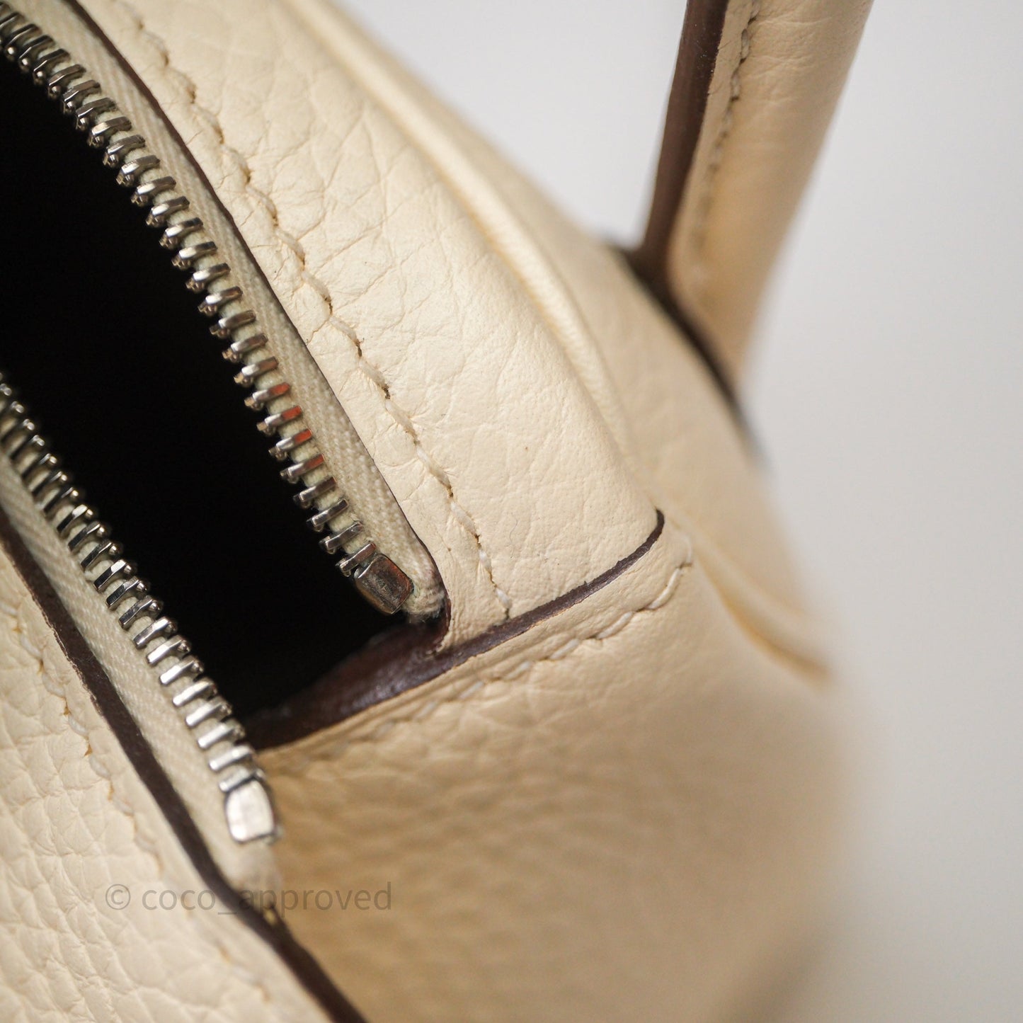 Hermès Lindy 26 Nata I2 Taurillon Clemence Palladium Hardware