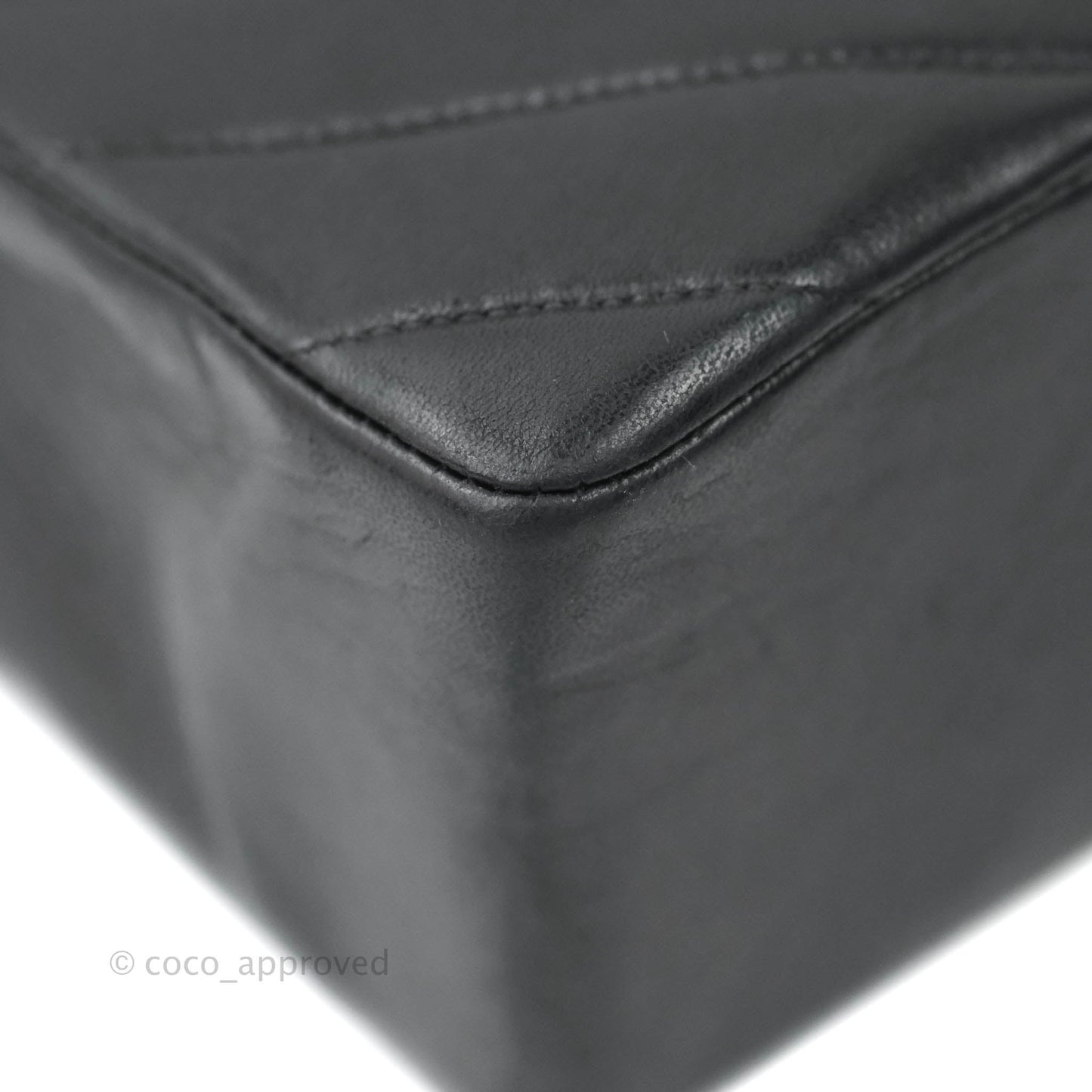 Chanel Vintage Chevron Black Single Flap Lambskin 24K Gold Hardware