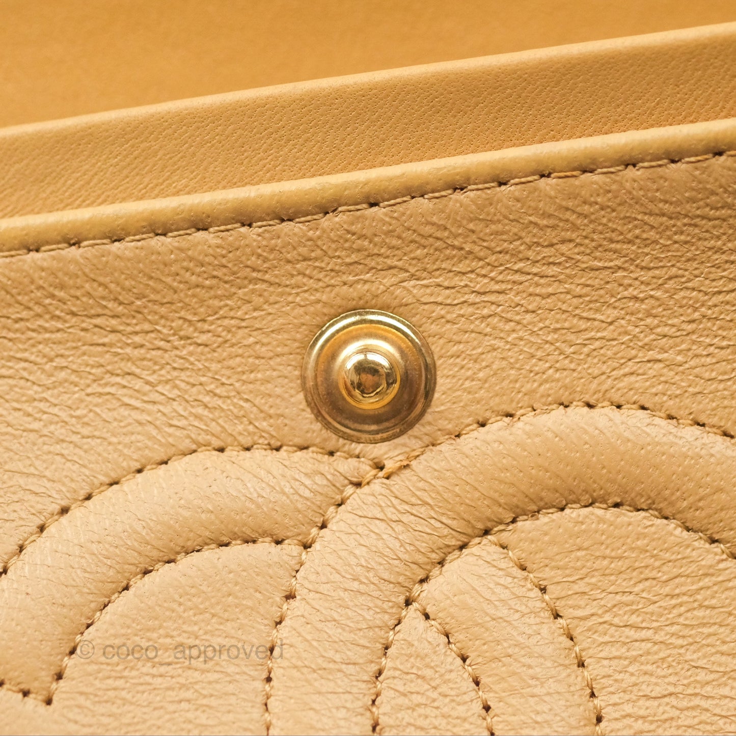 Chanel Vintage Small Classic Flap Beige Lambskin 24K Gold Hardware