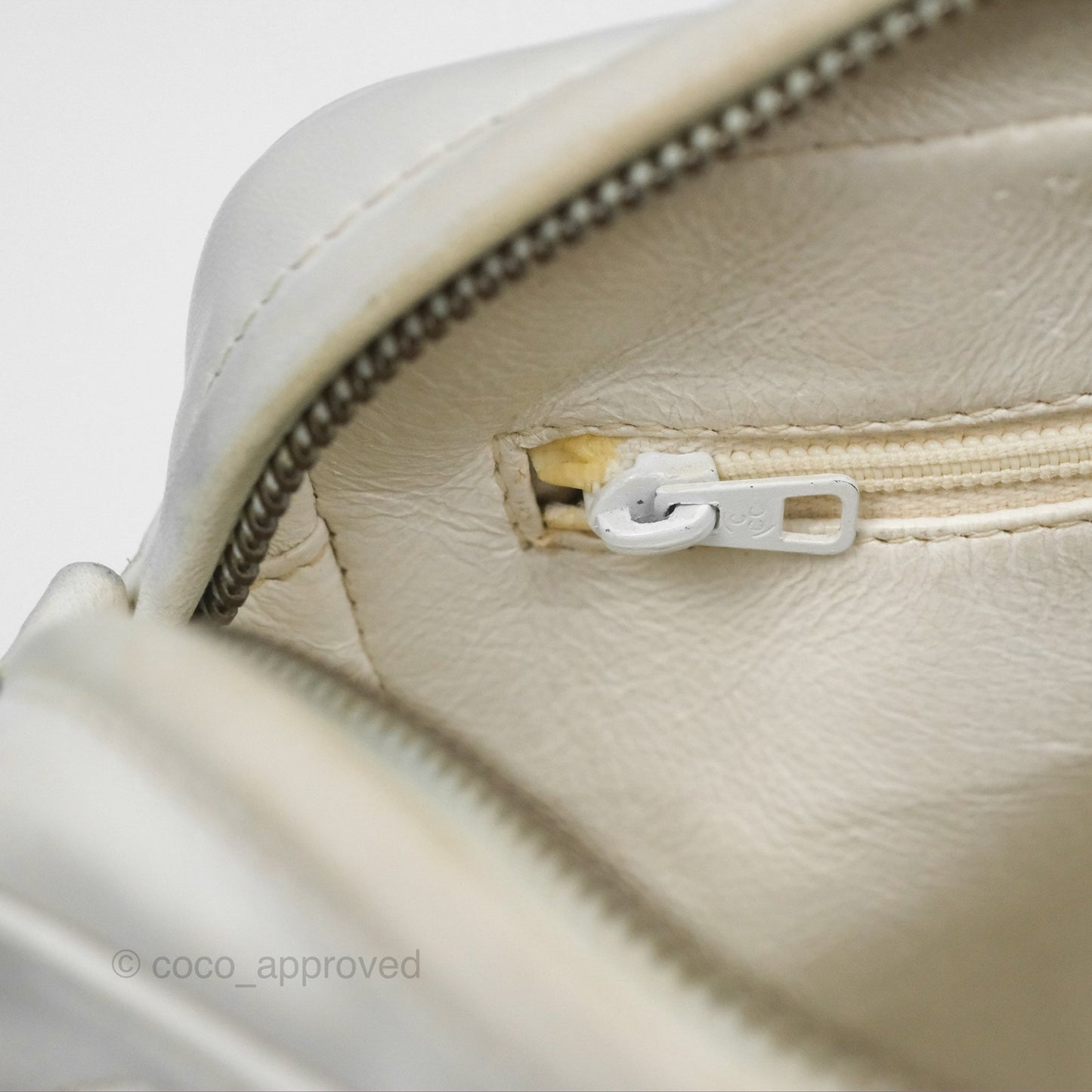 Chanel Vintage Small Camera Bag White Lambskin Gold Hardware