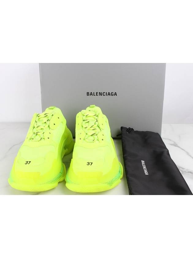 Luxury Balenciaga Airsole Triple S Sneakers 37 240