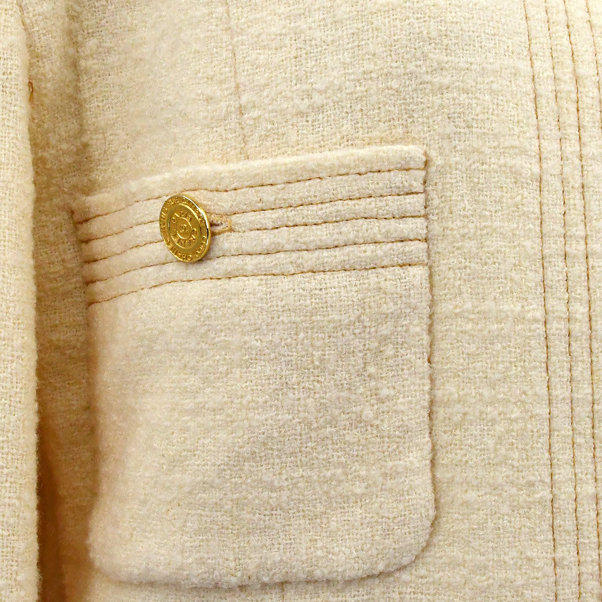 Luxury Chanel 1980s tweed skirt suit #36