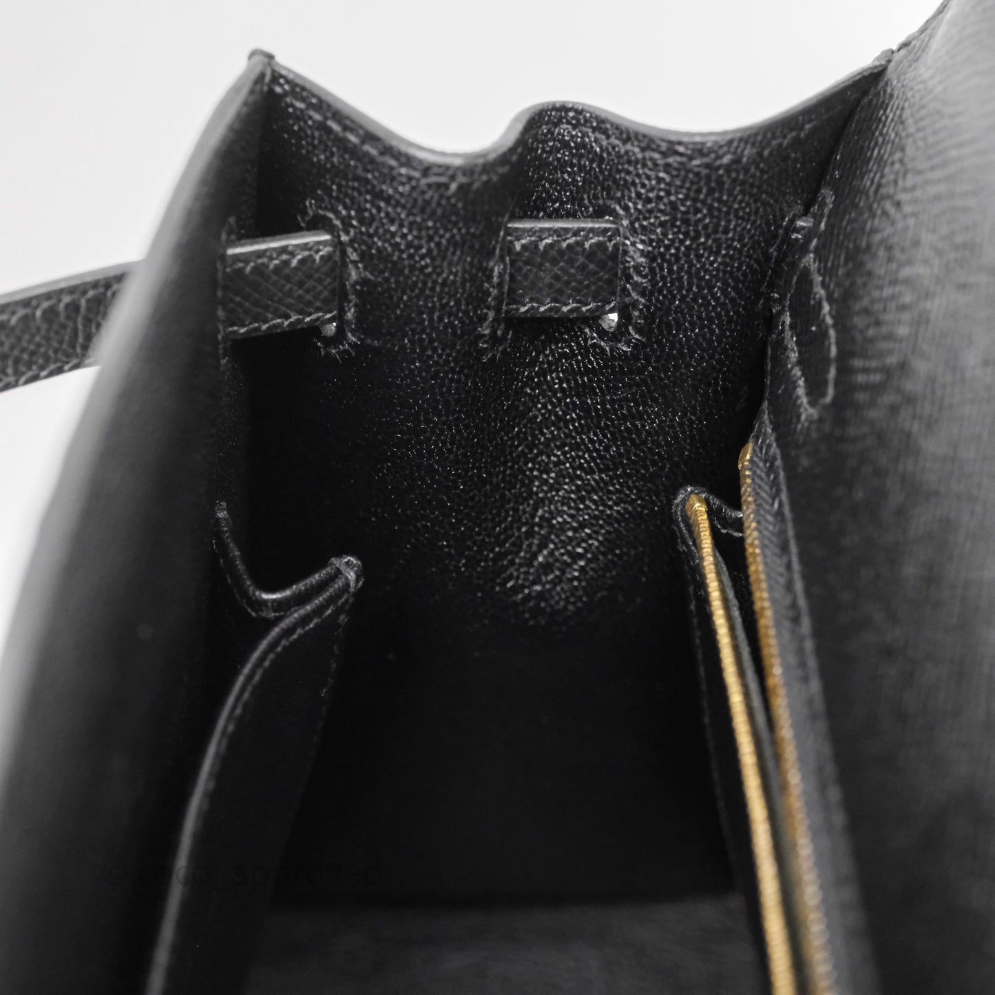 Hermès Kelly 25 Black Noir 89 Epsom Gold Hardware